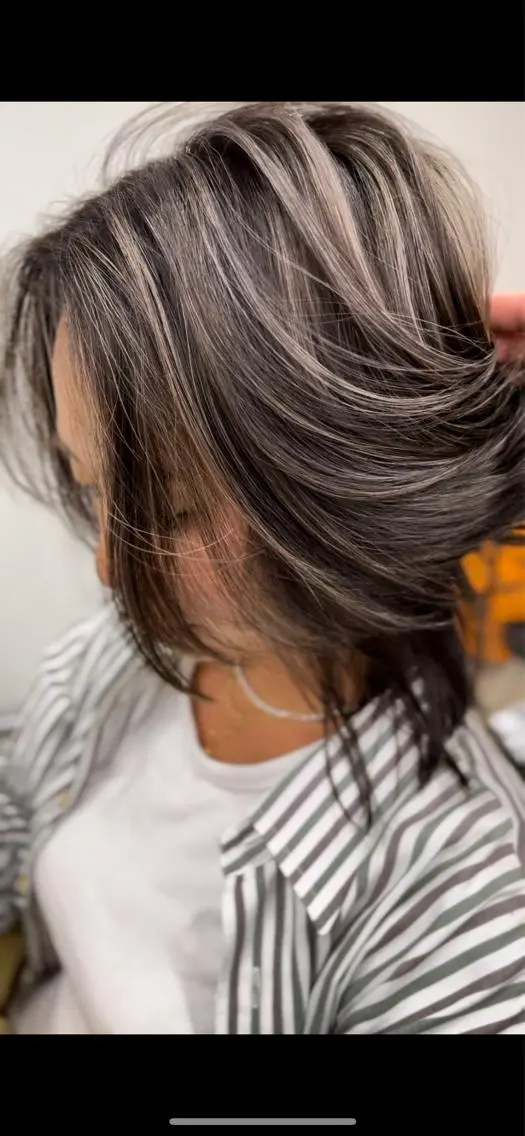 ミディアム ハイライト わたる /カットモデル募集のヘアスタイル