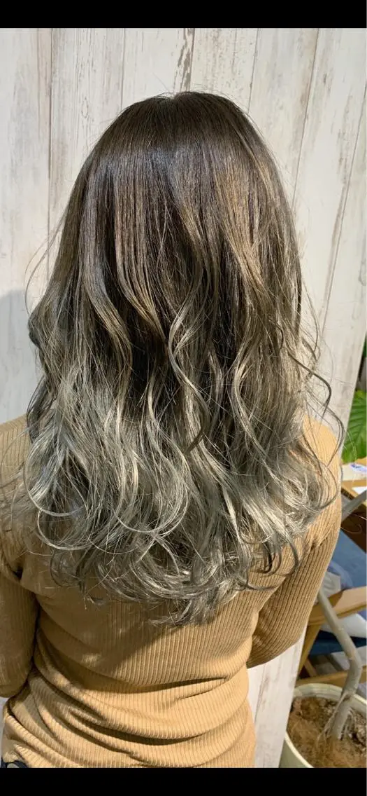 ロング カラー 心斎橋韓国ボブ 好原良真のヘアスタイル