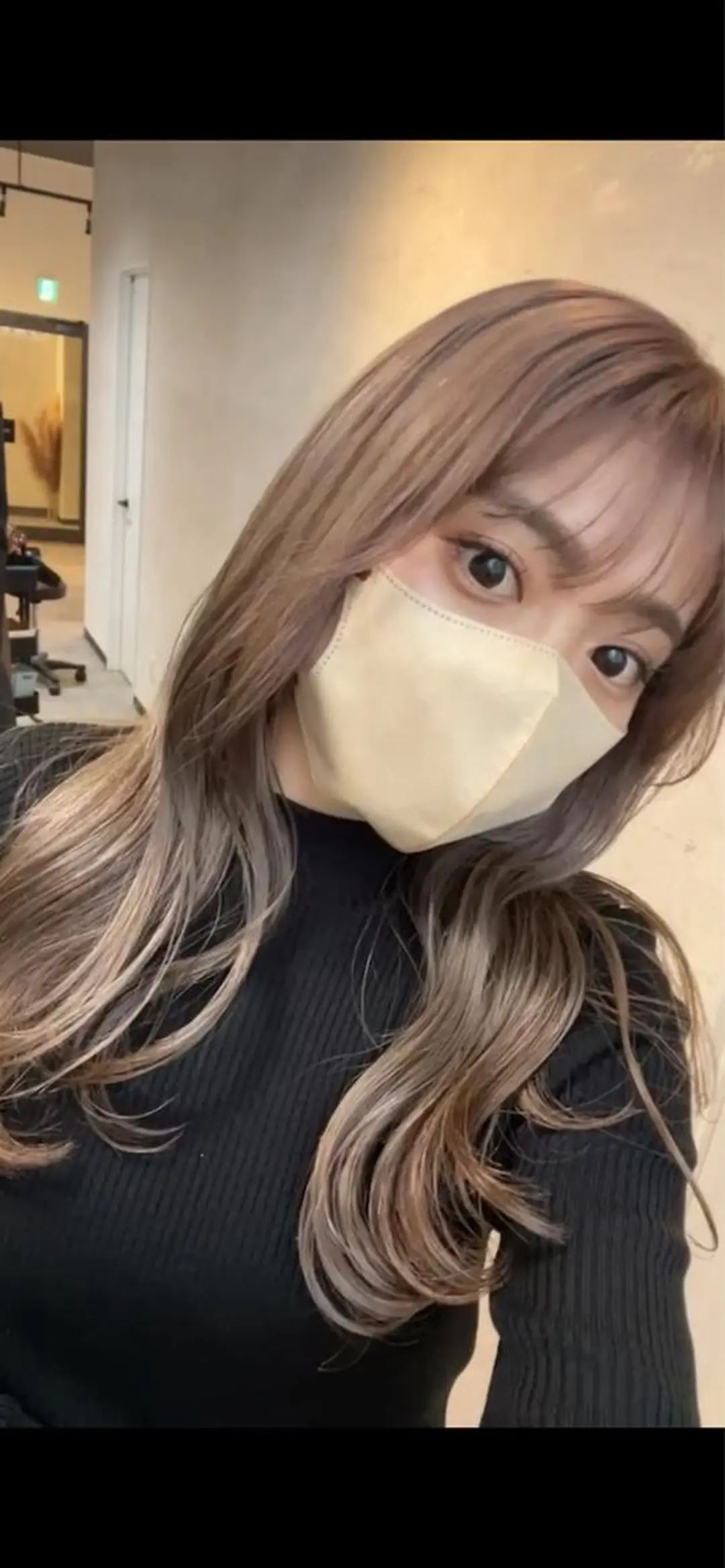 ロング カラー ベージュカラー ブリーチ ミルクティーベージュ カット ヘアカラー トリートメント 👑髪質改善カラー 中垣斗希のヘアスタイル