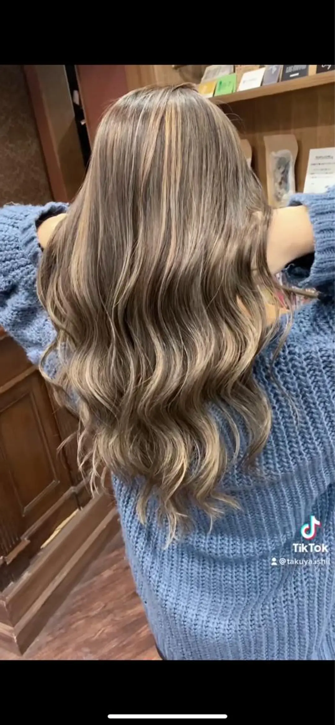 カラー グラデーションカラー ハイライトカラー ハイトーンカラー インナーカラー 石井辰功也 フリーランス美容師のヘアスタイル