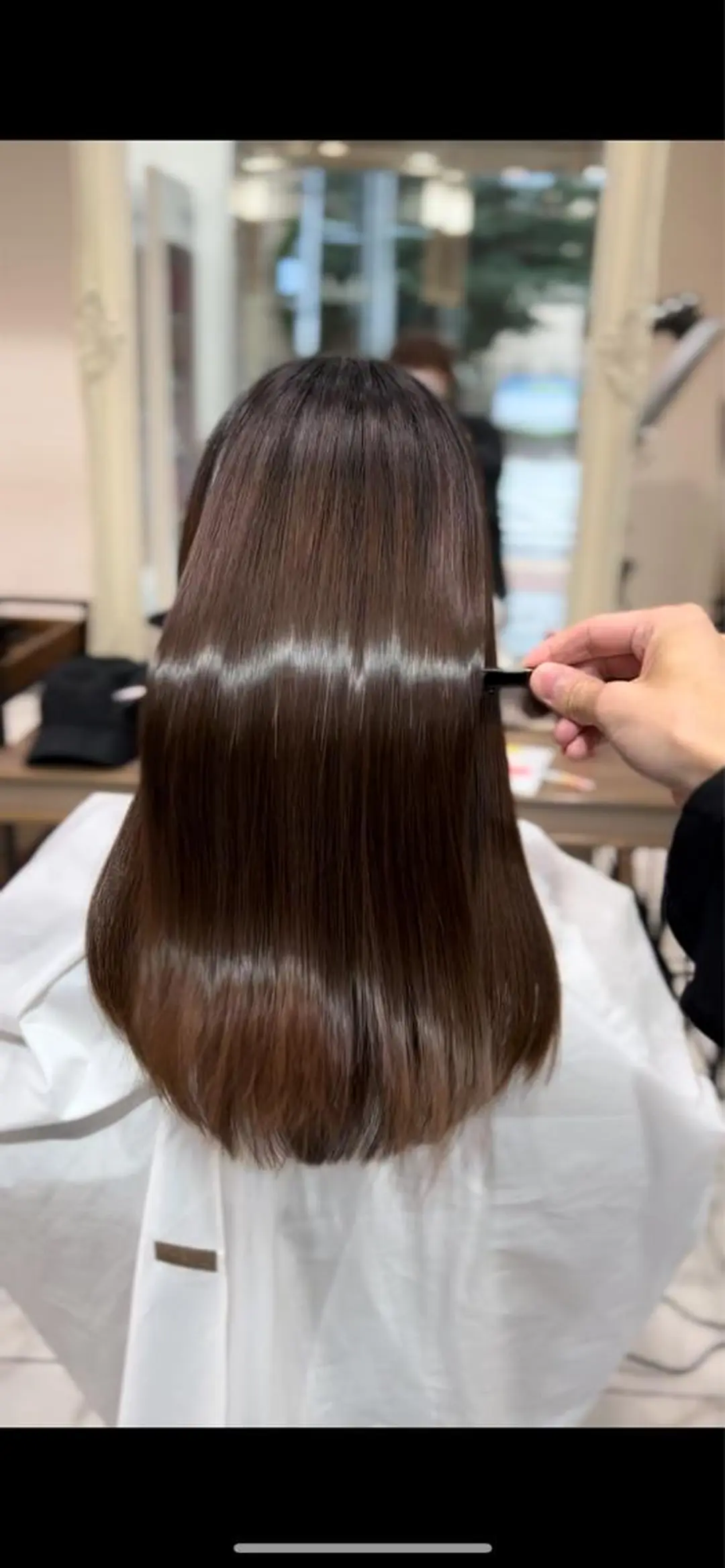 セミロング 縮毛矯正 レイヤー×韓国 🇰🇷鈴木啓太のヘアスタイル