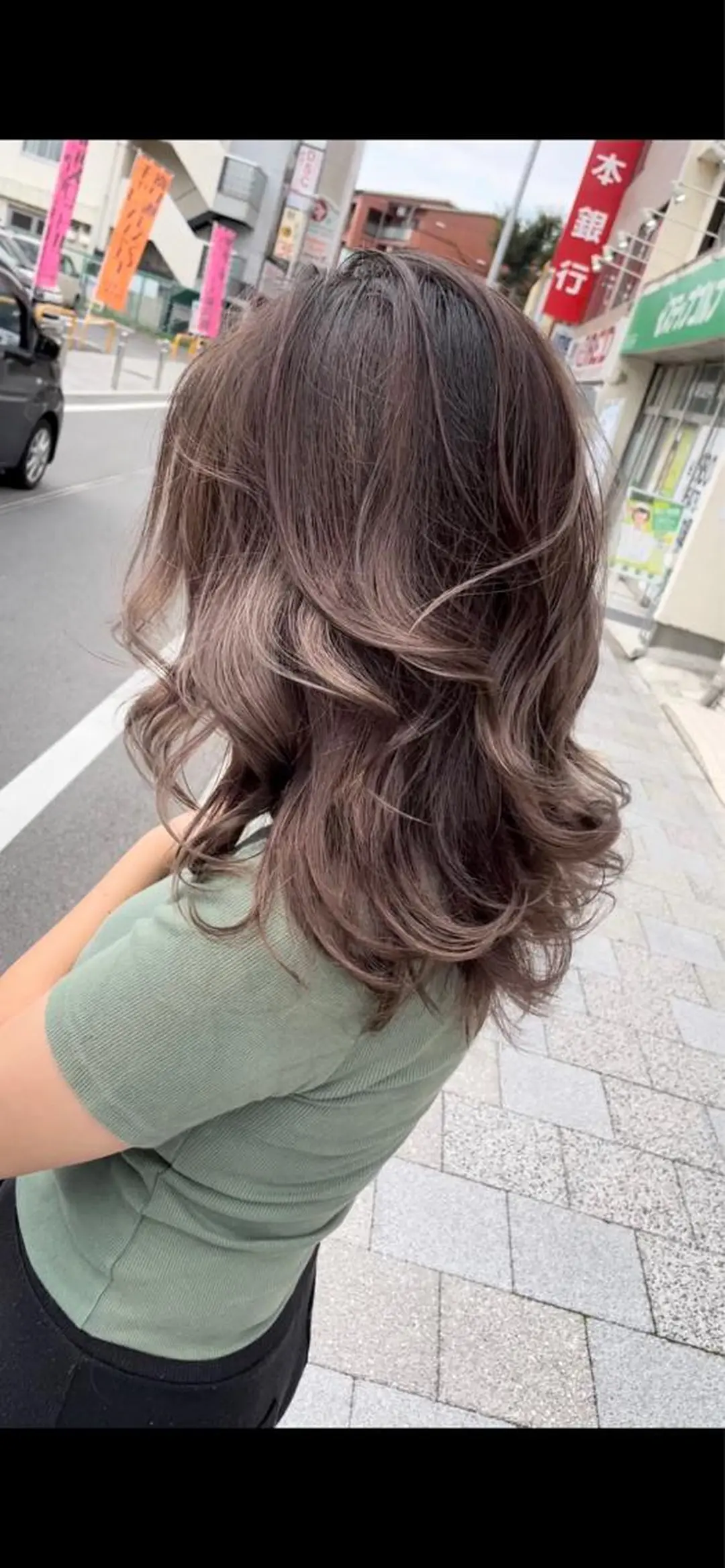 セミロング 外国人風カラー ハイライト 韓国風ヘア レイヤーカット カット ヘアカラー AN'TIA小作代表 ⭐︎kazuma⭐︎のヘアスタイル