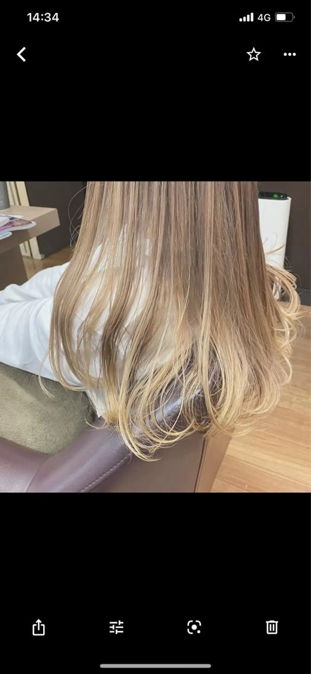 ロング カット ヘアカラー 鈴木 志保のヘアスタイル