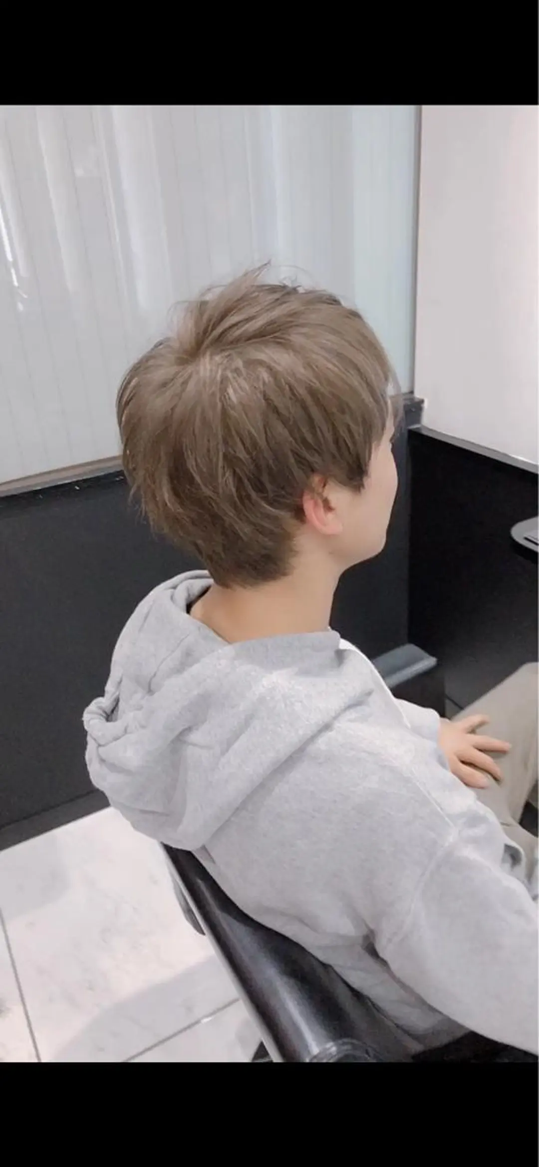 メンズ メンズハイトーン 🦖店長🦖pino #しのだスペシャルのヘアスタイル