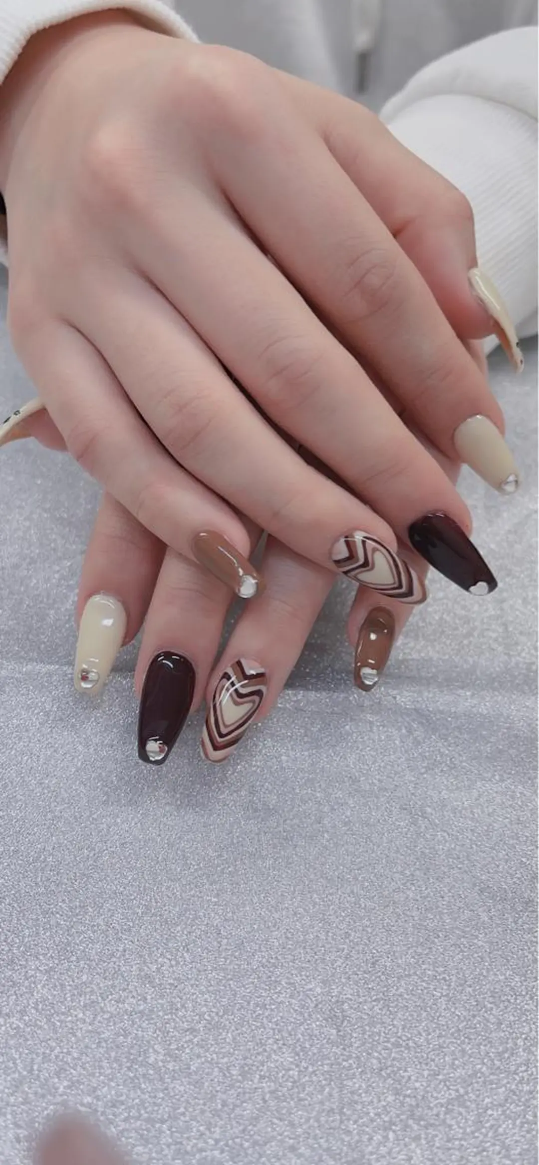 ネイル ハンドネイル Queens ciciのネイルデザイン