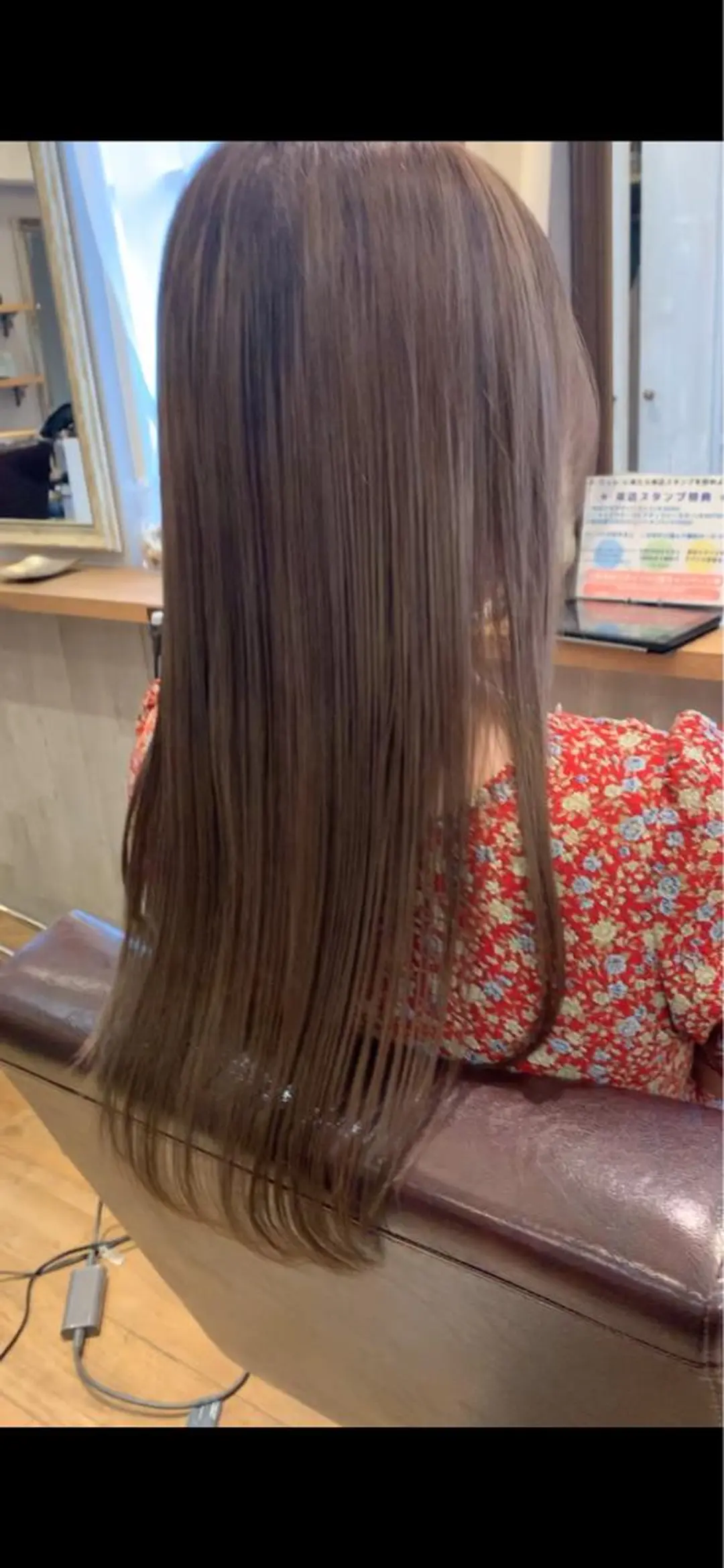 セミロング ハイライト カット ヘアカラー トリートメント 淡色ふんわりhair 新宿satomiのヘアスタイル