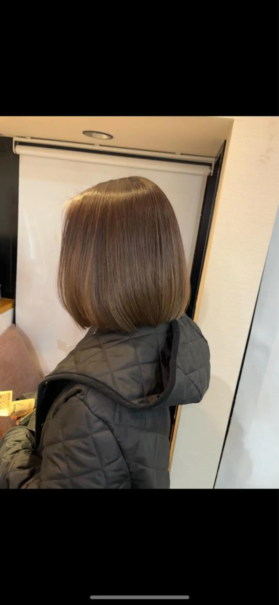 ミディアム カラー ハイライトカラー ハイライト ヘアカラー イマイ リサのヘアスタイル