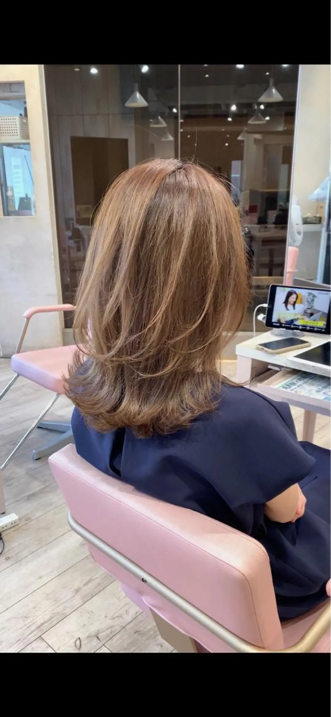 ミディアム カラー カット ヘアカラー トリートメント On所属・顔まわりカット🌟 くびれヘア/寺門遥輝のヘアスタイル