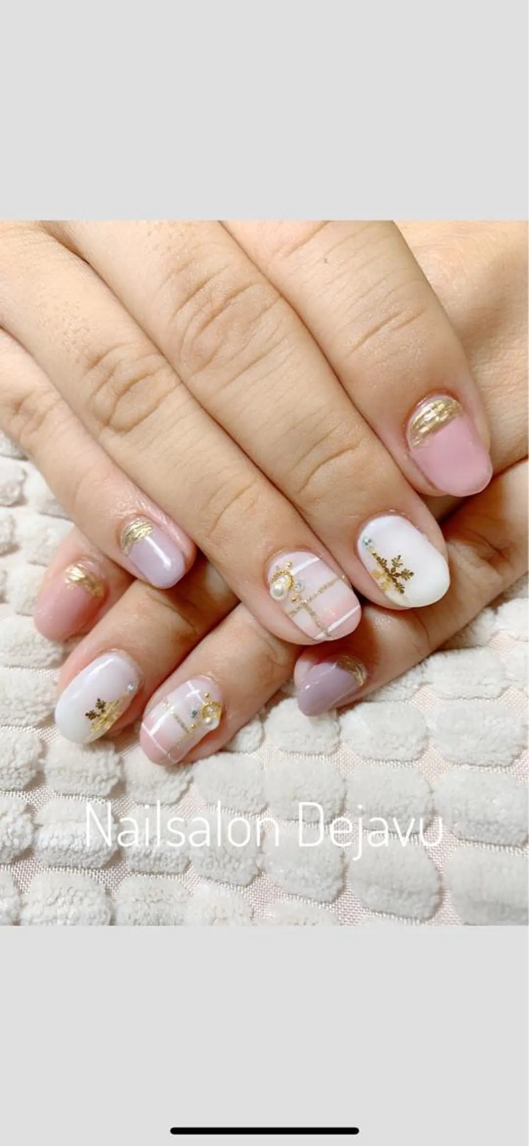 ネイル アートネイル 持ち込み ワンカラーネイル ストーンネイル Nail salon Dejavu 🌿のネイルデザイン