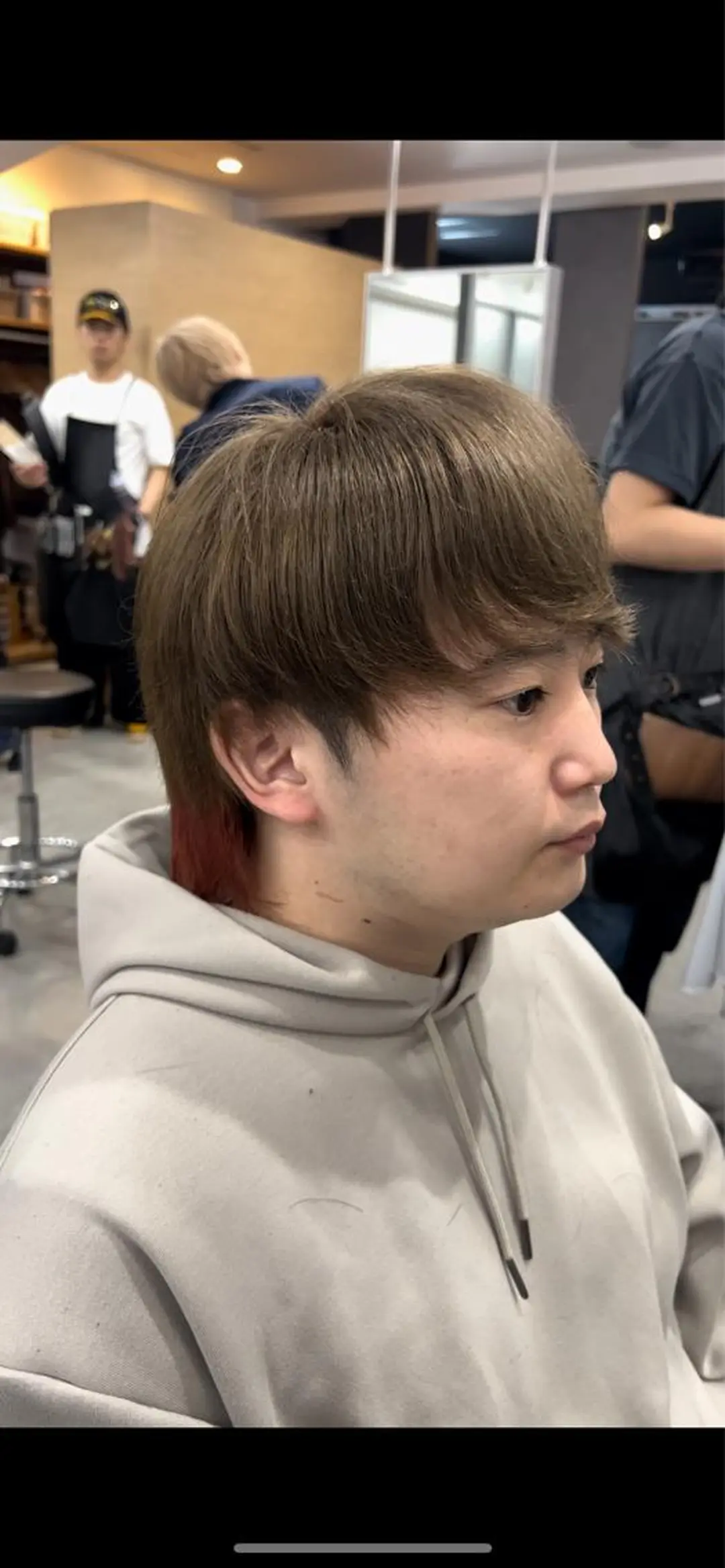 ショート カラー メンズ 井上 虎汰郎のヘアスタイル