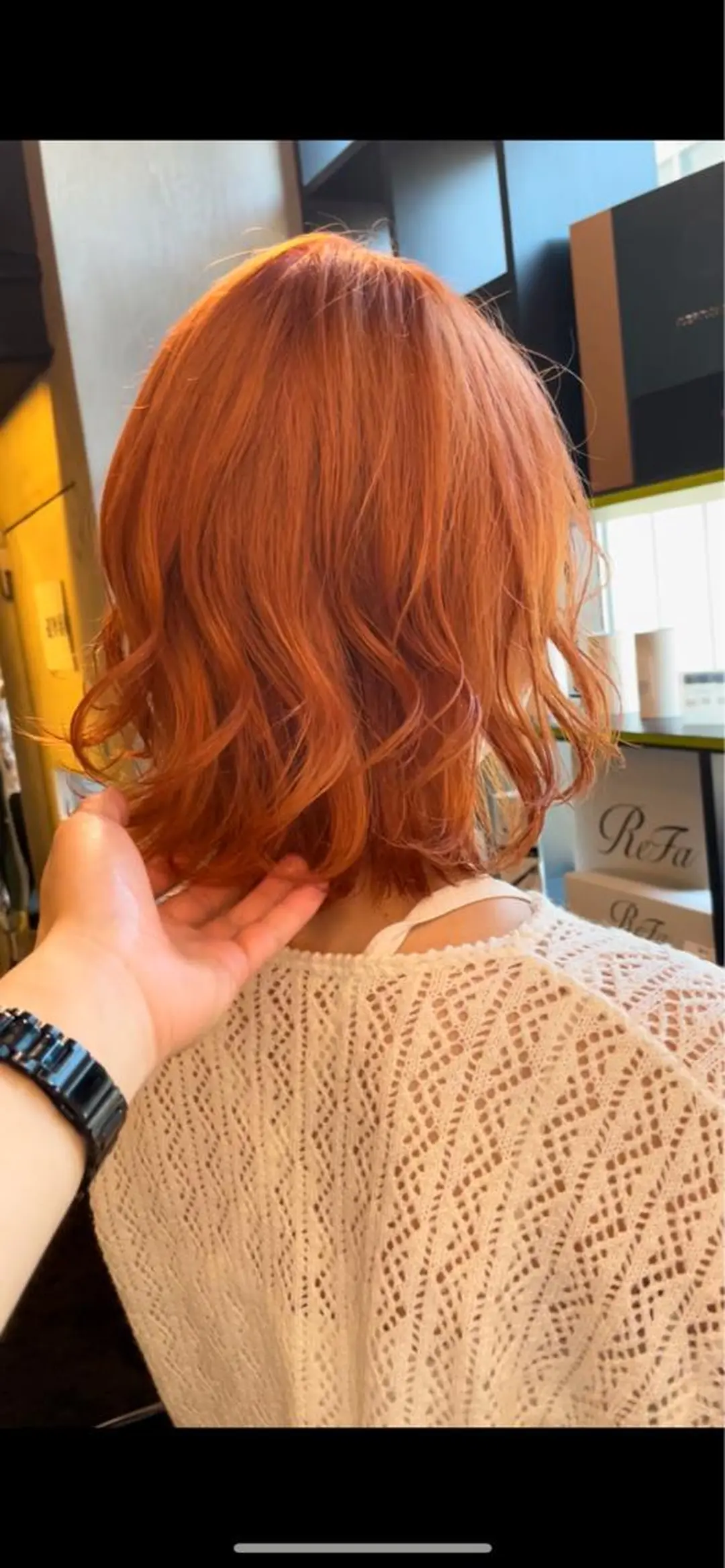 カラー ブリーチ オレンジ 美髪改善ストレート/ 植村友哉のヘアスタイル