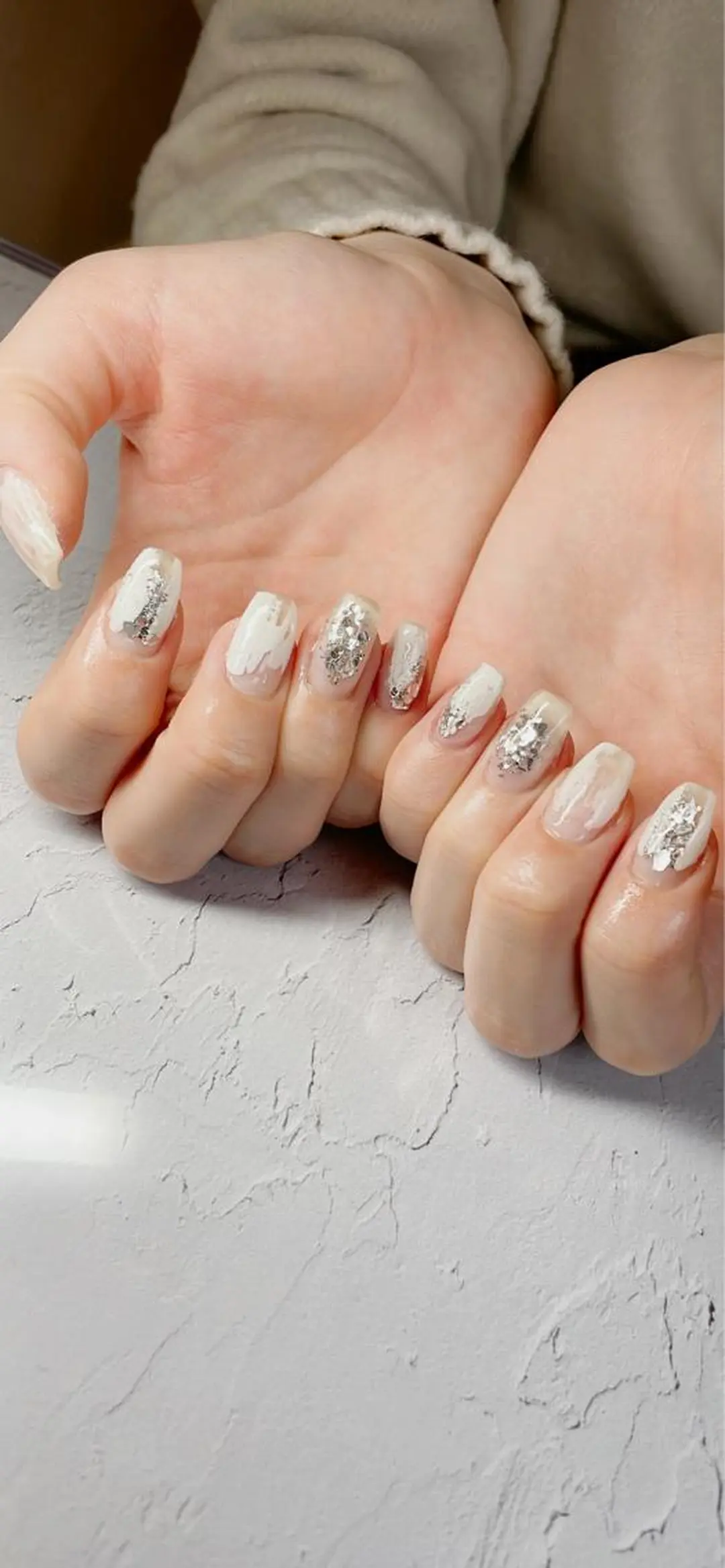 ネイル アートネイル ジェルネイル ホワイト ハンドネイル LaLa Peach 福岡のマツエク・マツパデザイン