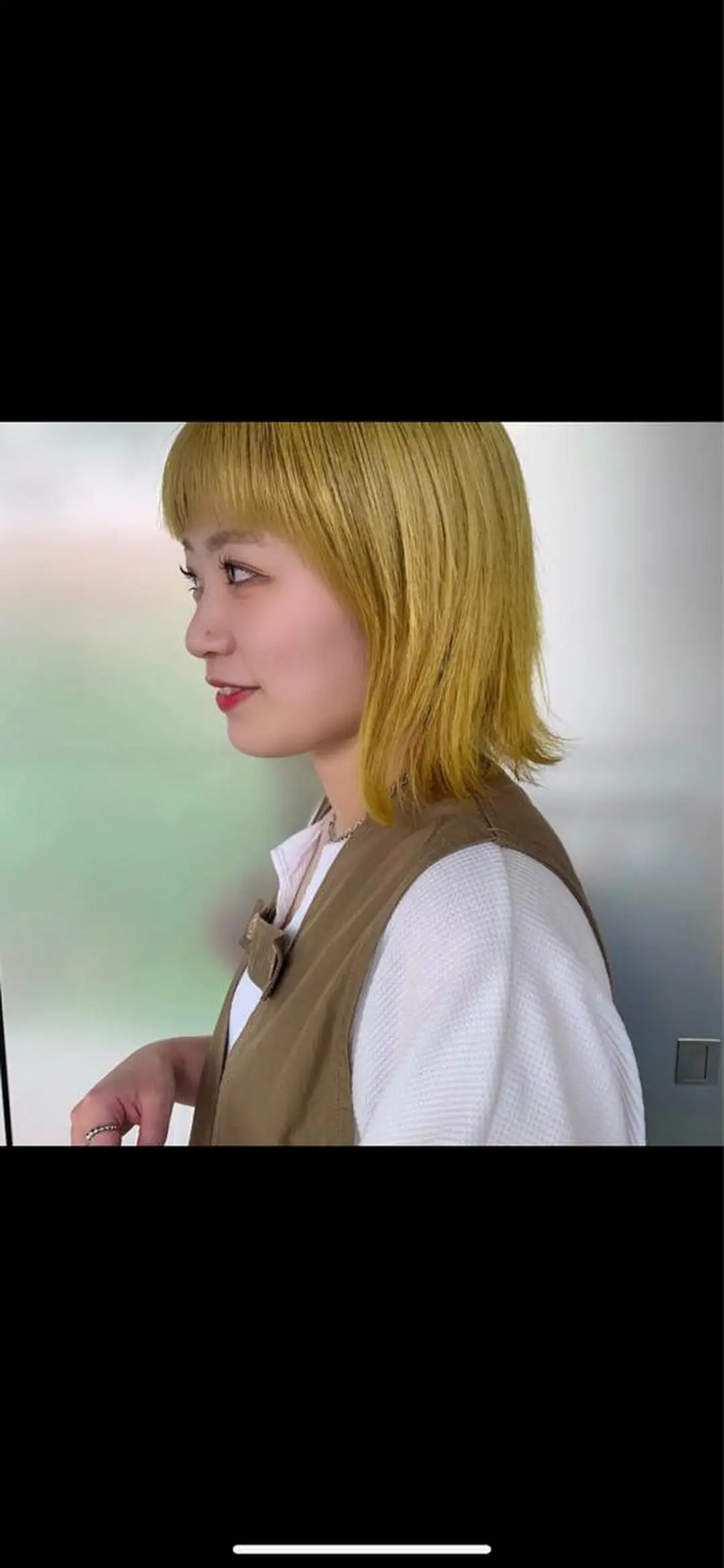 ミディアム カラー イエローカラー ヘアカラー 美髪・シールエクステ ホソタニリョウコのヘアスタイル