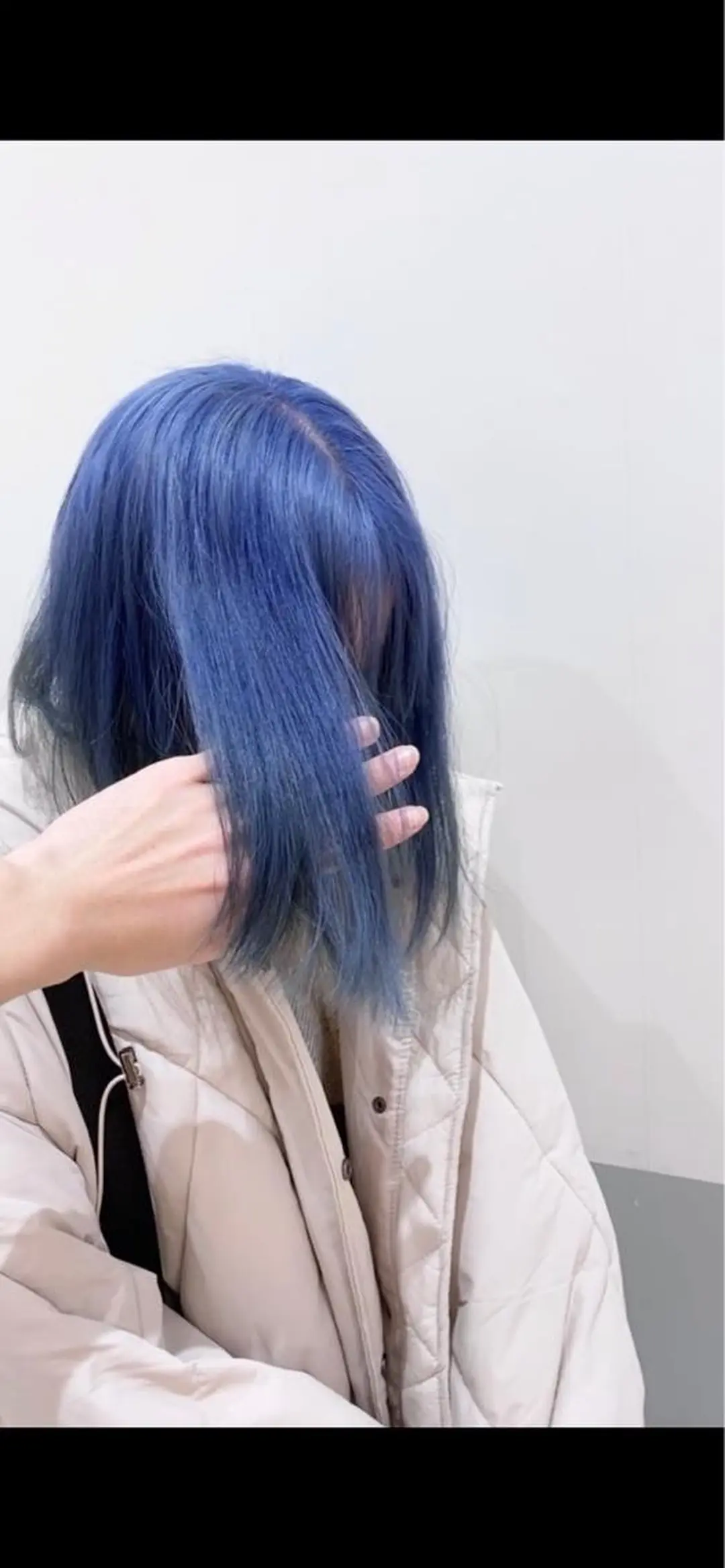 カラー ブルーカラー 韓国🇰🇷レイヤー 似合わせ顔まわりのヘアスタイル