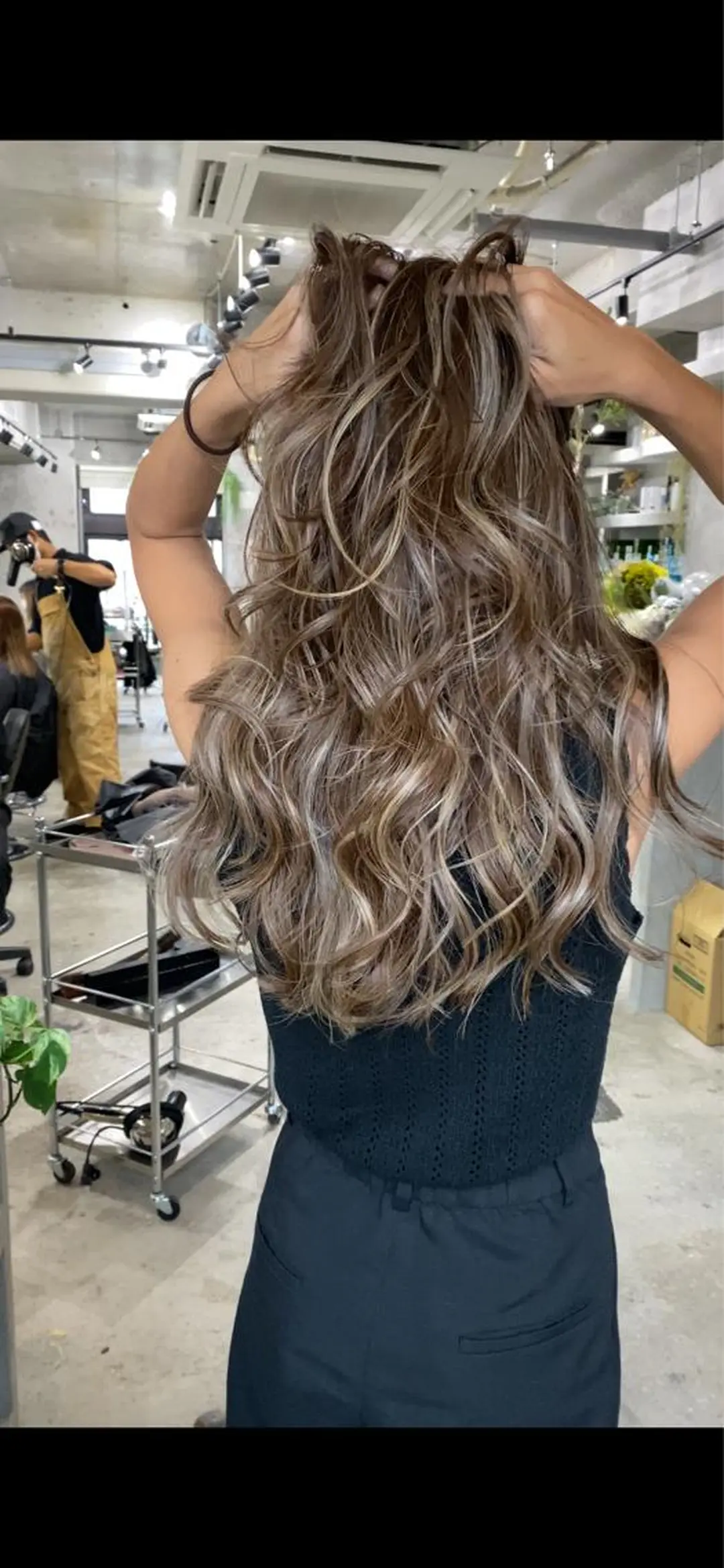 ロング ハイトーン/ブリーチ MAYURI🌺横浜のヘアスタイル