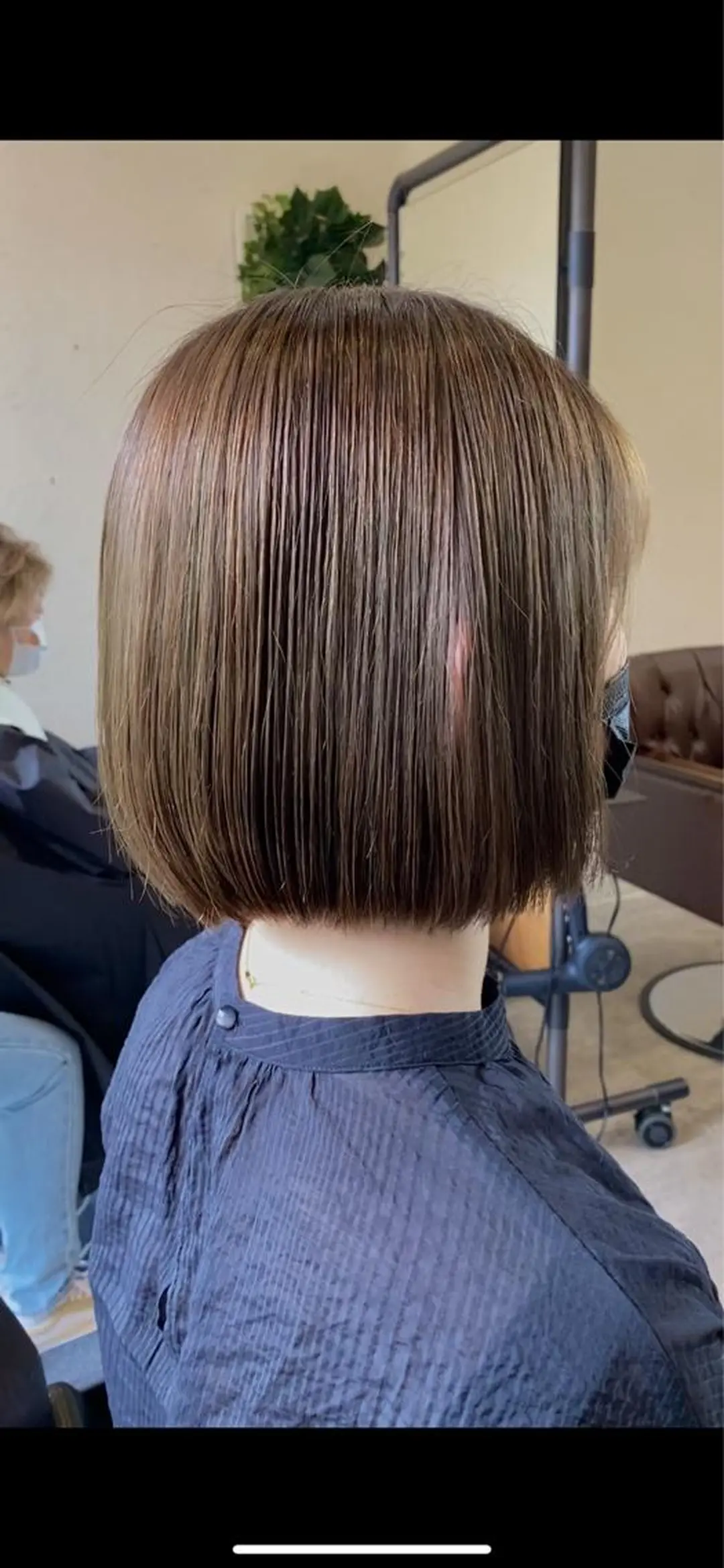 ショート カラー グレージュ ハイライトカラー アイスグレージュ ハイライト 🟢NEGi🟣 🫧髪質改善のヘアスタイル