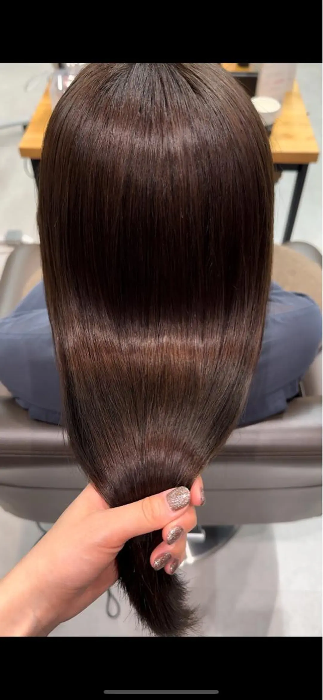 ロング カラー 銀座レイヤーカット ×シースルー前髪のヘアスタイル