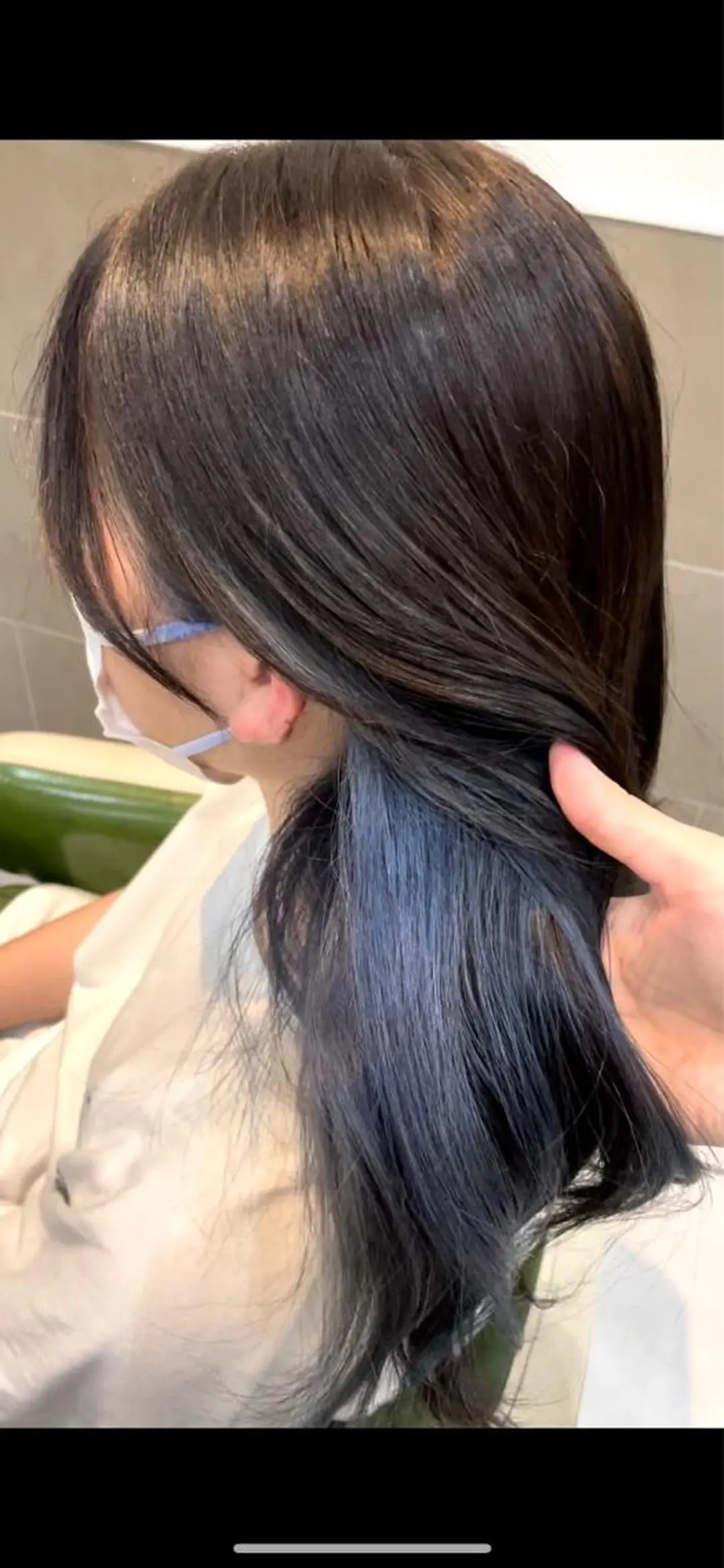 ロング カラー ブルーカラー PROGRESS Harukiのヘアスタイル