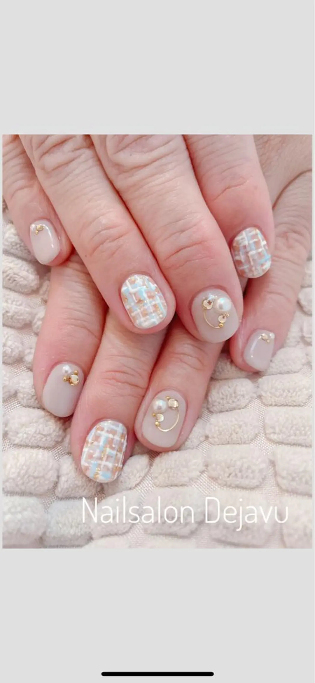 ネイル アートネイル ワンカラーネイル ストーンネイル Nail salon Dejavu 🌿のネイルデザイン