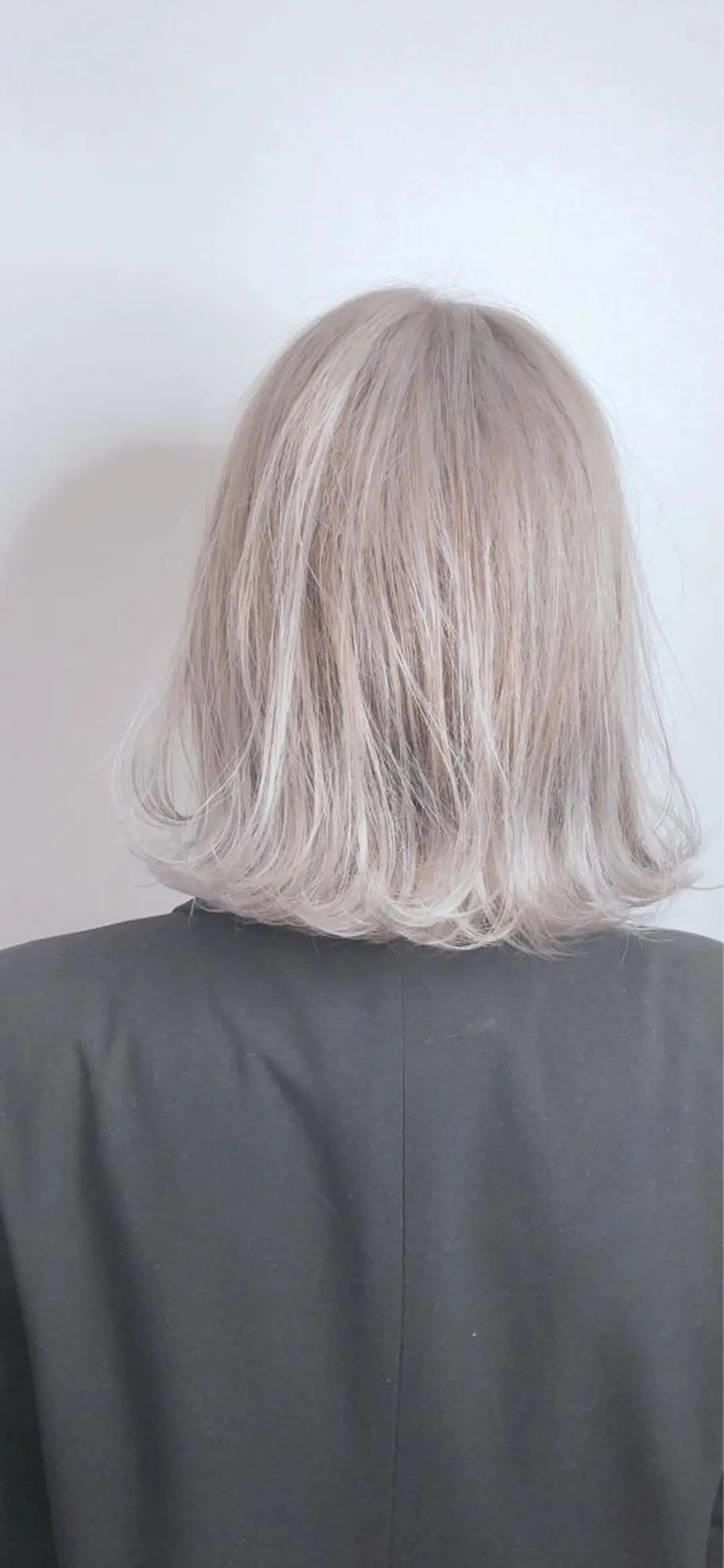 ショート カラー カット ヘアカラー トリートメント NINE＋/代表 ブリーチ特化型サロンのヘアスタイル