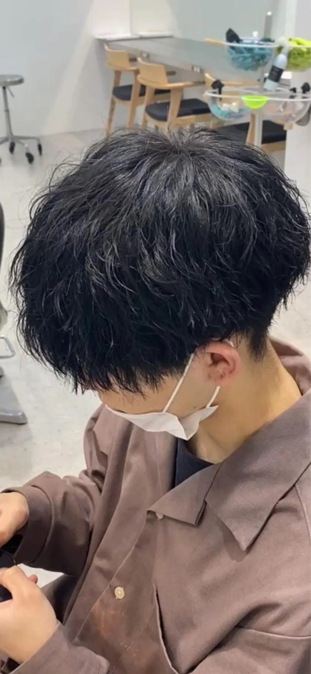 カラー メンズ fifth 安次富　泰雅のヘアスタイル