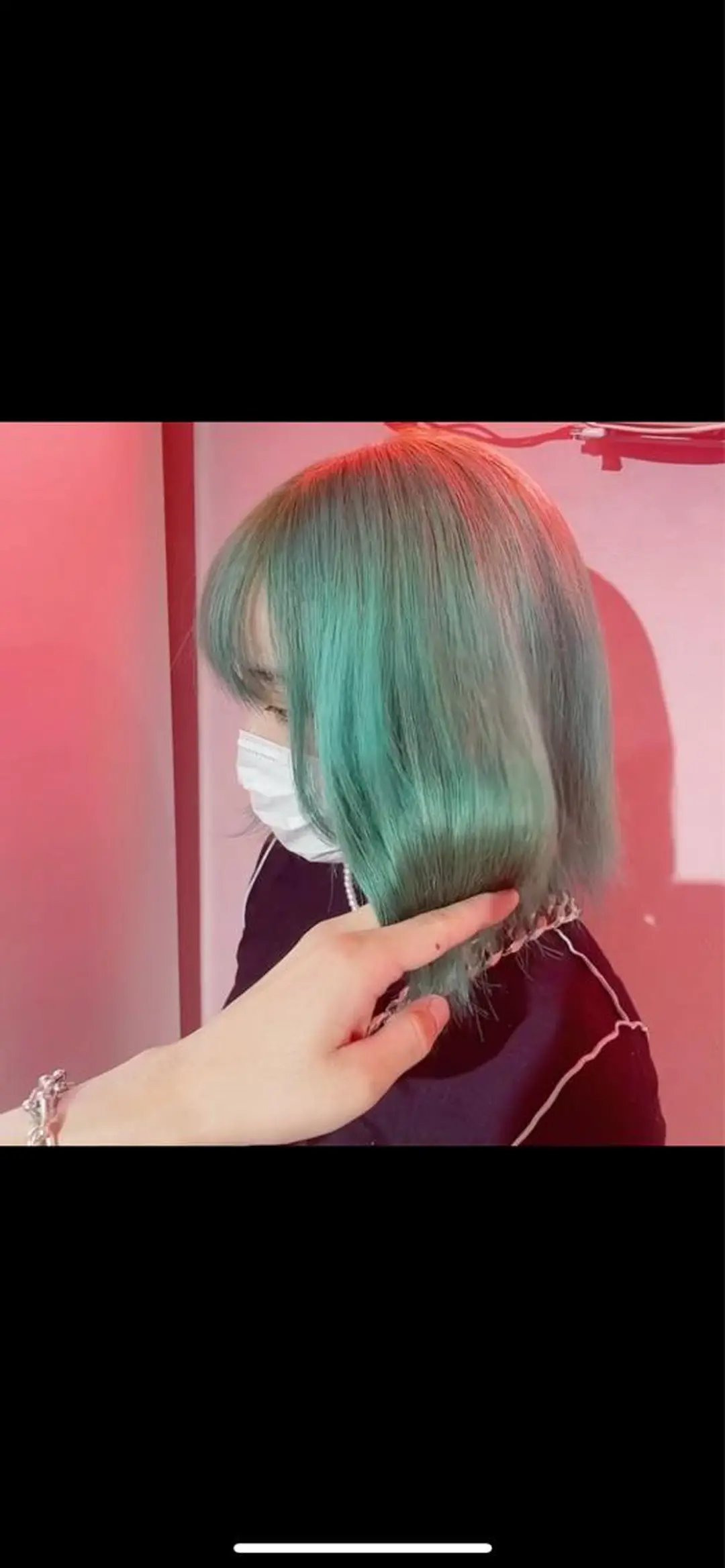 セミロング ヘアカラー #韓国ハイトーン💓 TOWAのヘアスタイル