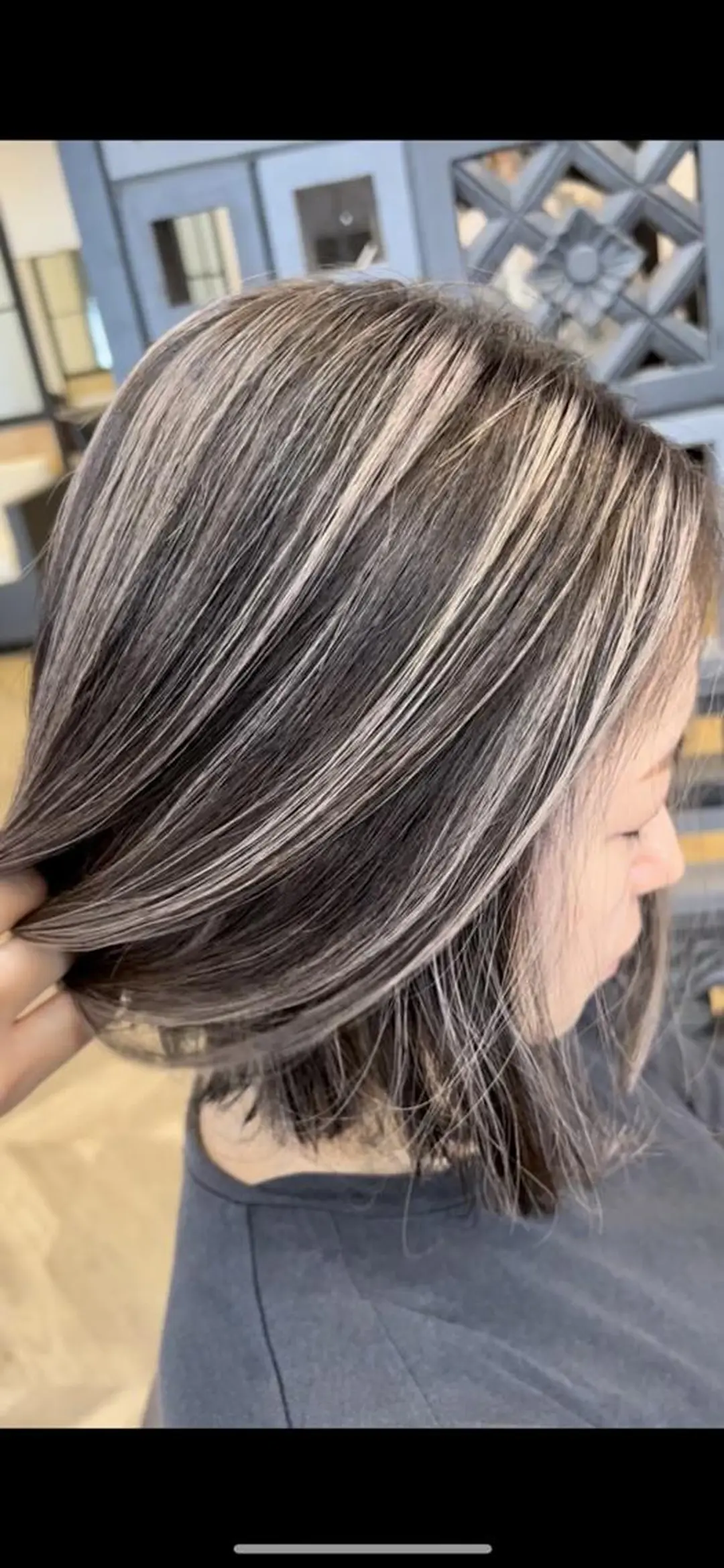 ミディアム fiti 港南台店のヘアスタイル