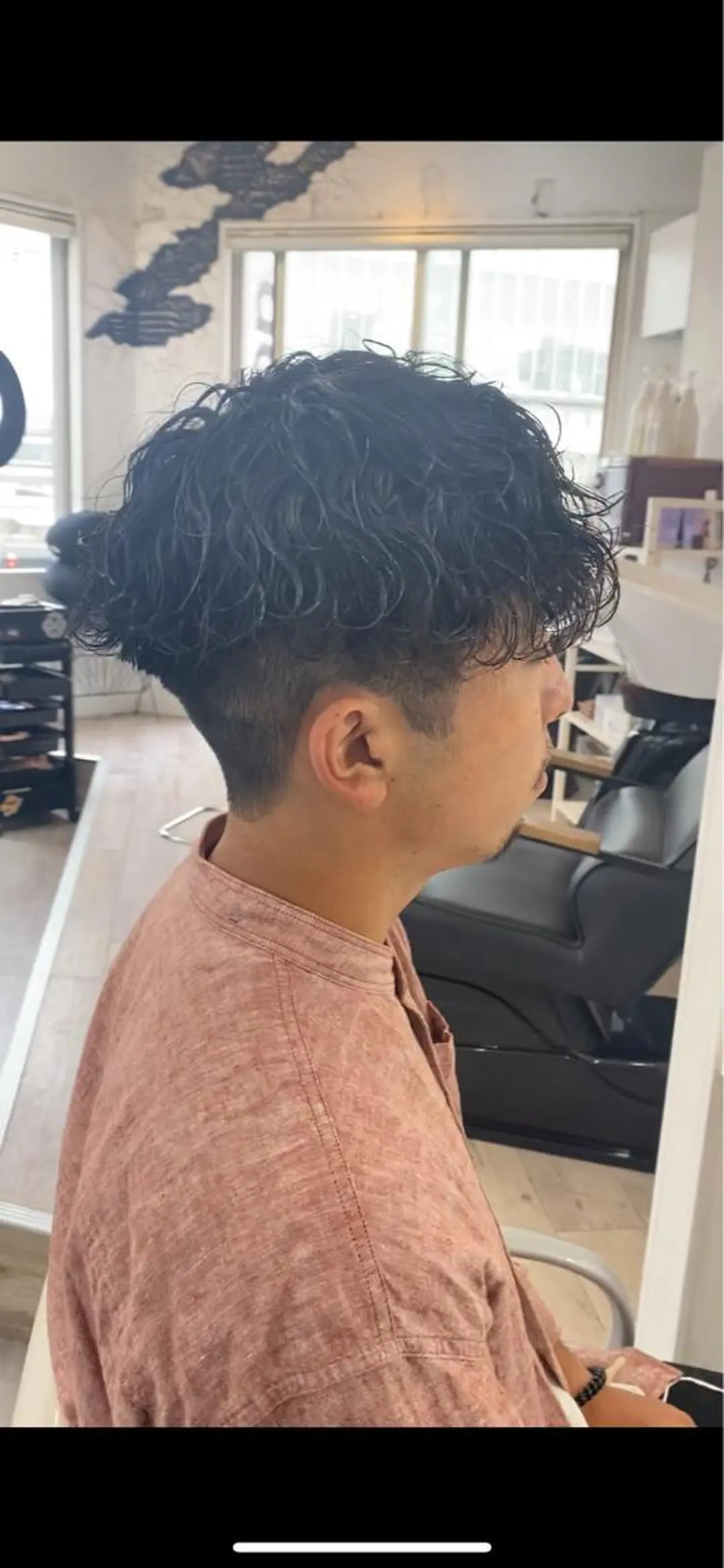 ショート パーマ メンズ 刈り上げ 波巻きパーマ カット パーマ dot.グループ指名 No.1橋本滉太のヘアスタイル