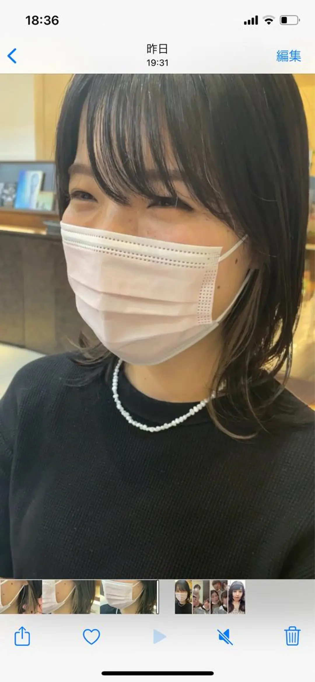 ミディアム レイヤーカット✖️ 柔らかベージュカラーのヘアスタイル