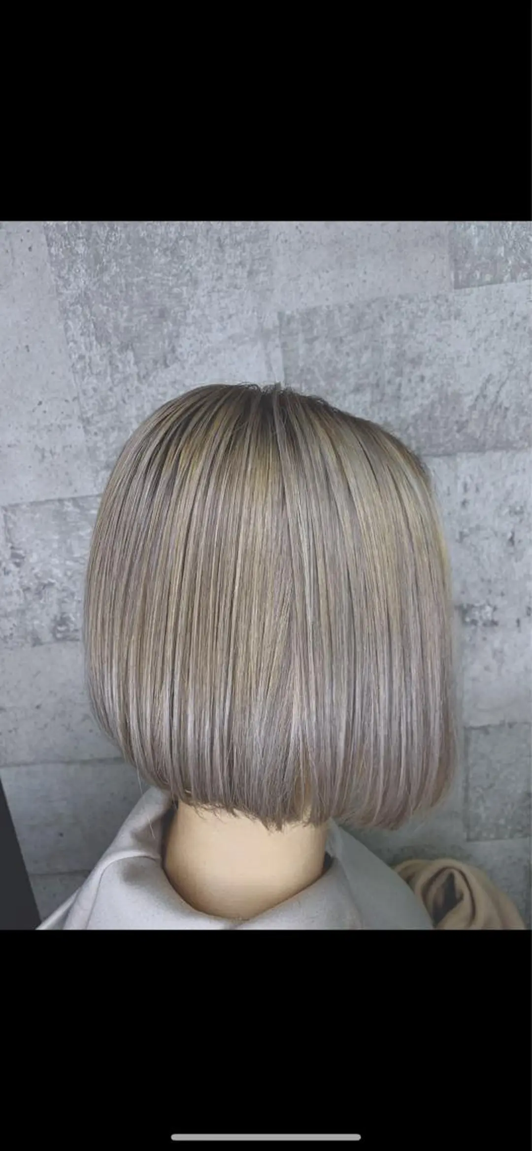 ミディアム ヘアリゾートA i 秋葉原店のヘアスタイル