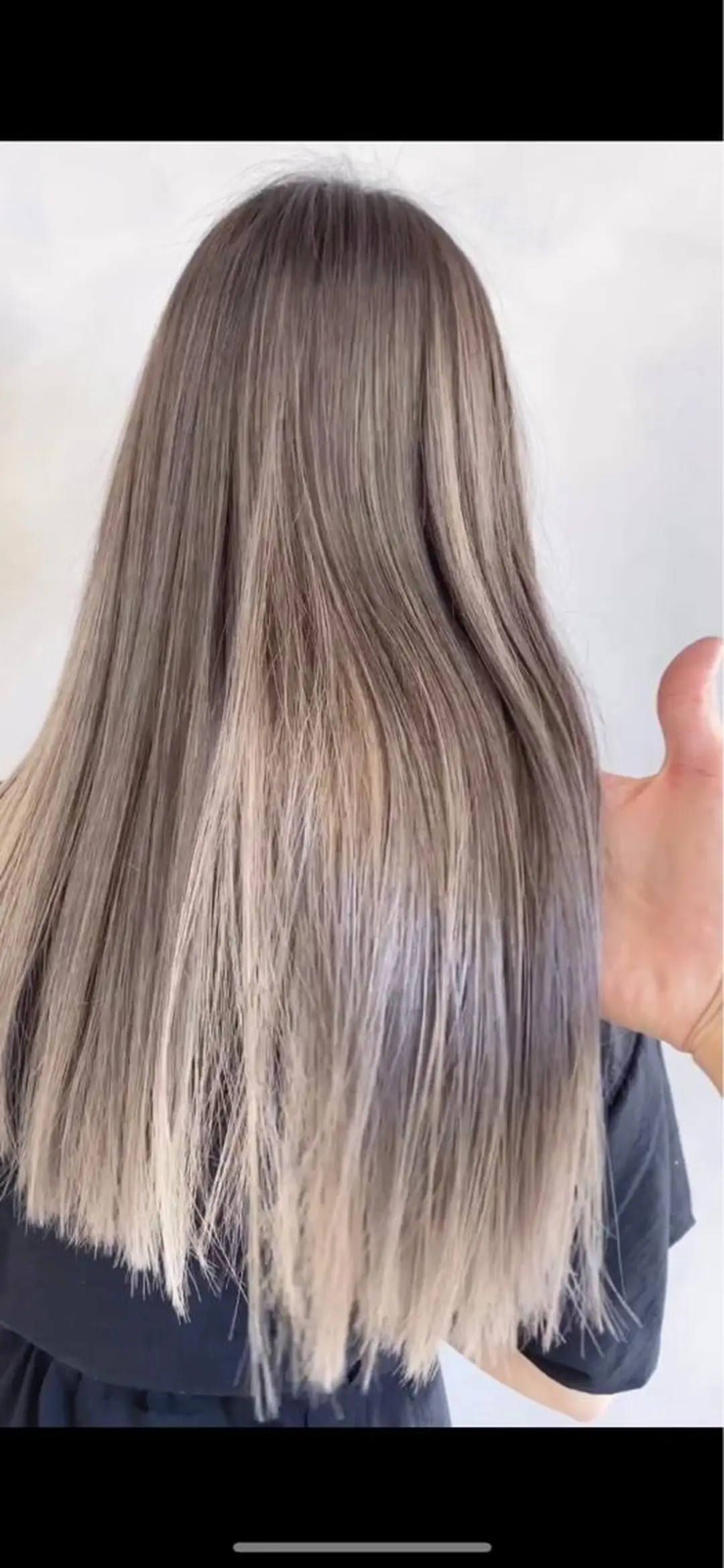 ミディアム カラー ハイトーン特化サロン 代表　中谷蓮のヘアスタイル