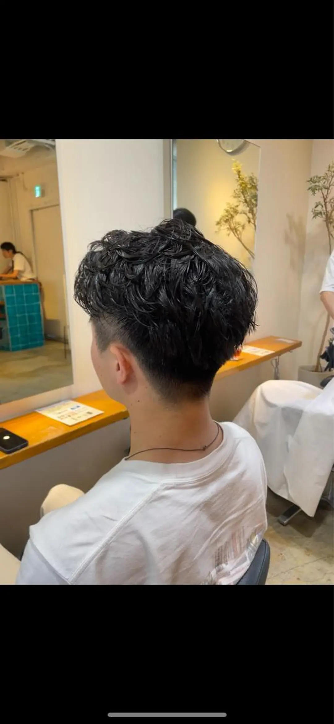 パーマ メンズ メンズパーマ 韓国ヘア/wカラー レイヤー/RIN🎀のヘアスタイル