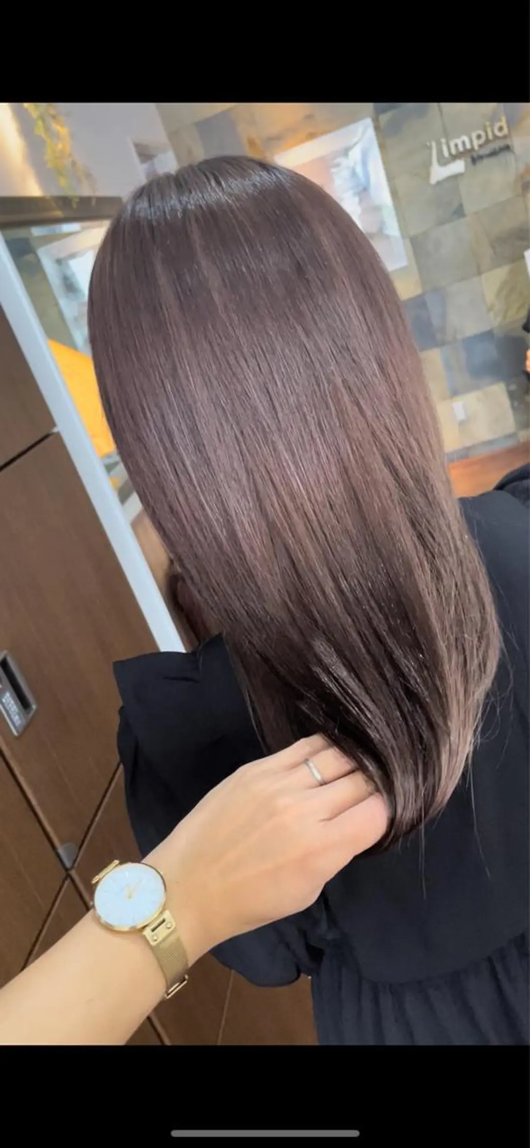 ロング カラー ベージュカラー ブリーチ ミルクティーベージュ ピンクカラー トリートメント 福見 美保のヘアスタイル