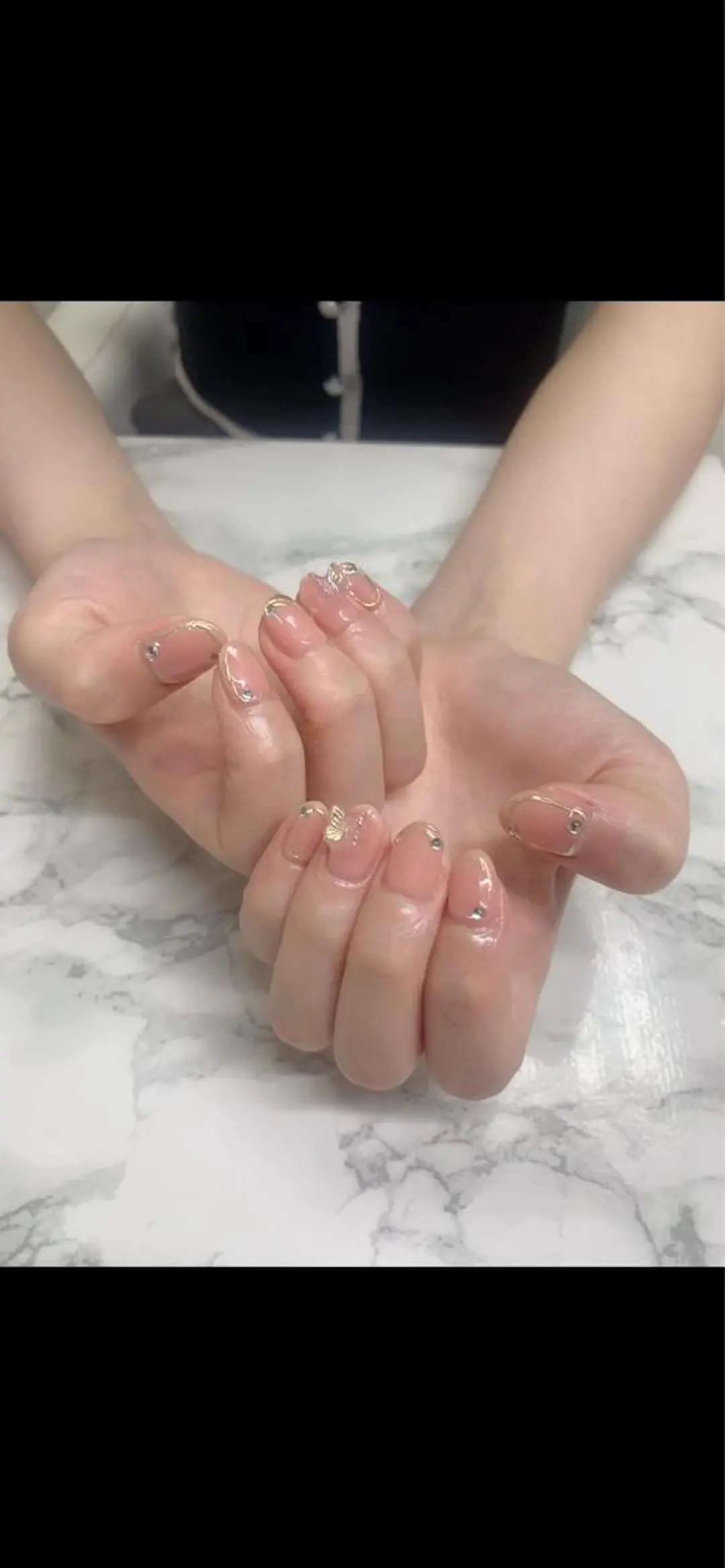 ネイル はな💎ネイル ワンホン、長さ出しのネイルデザイン