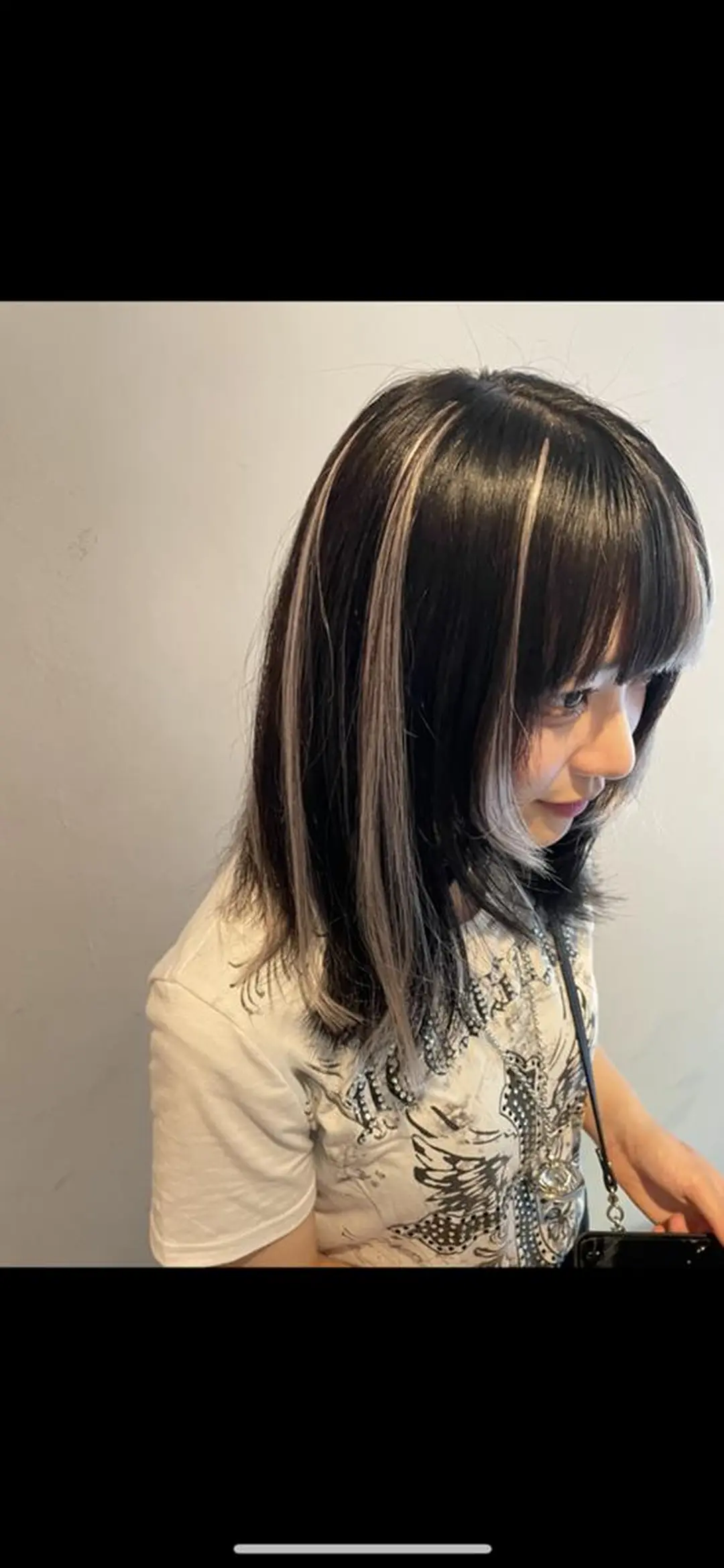 ミディアム カラー ブリーチ ハイライトカラー インナーカラー エクステ ハイライト カット エクステ パピヨンロゼ 髪質改善/酸性のヘアスタイル