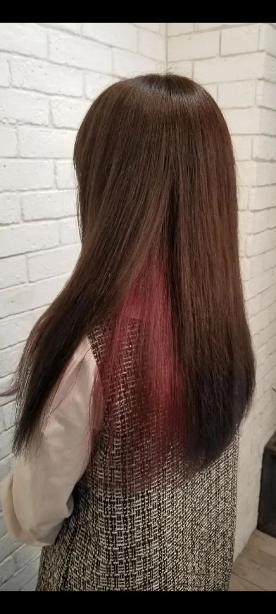 ロング カラー インナーカラー 伊藤 傑のヘアスタイル