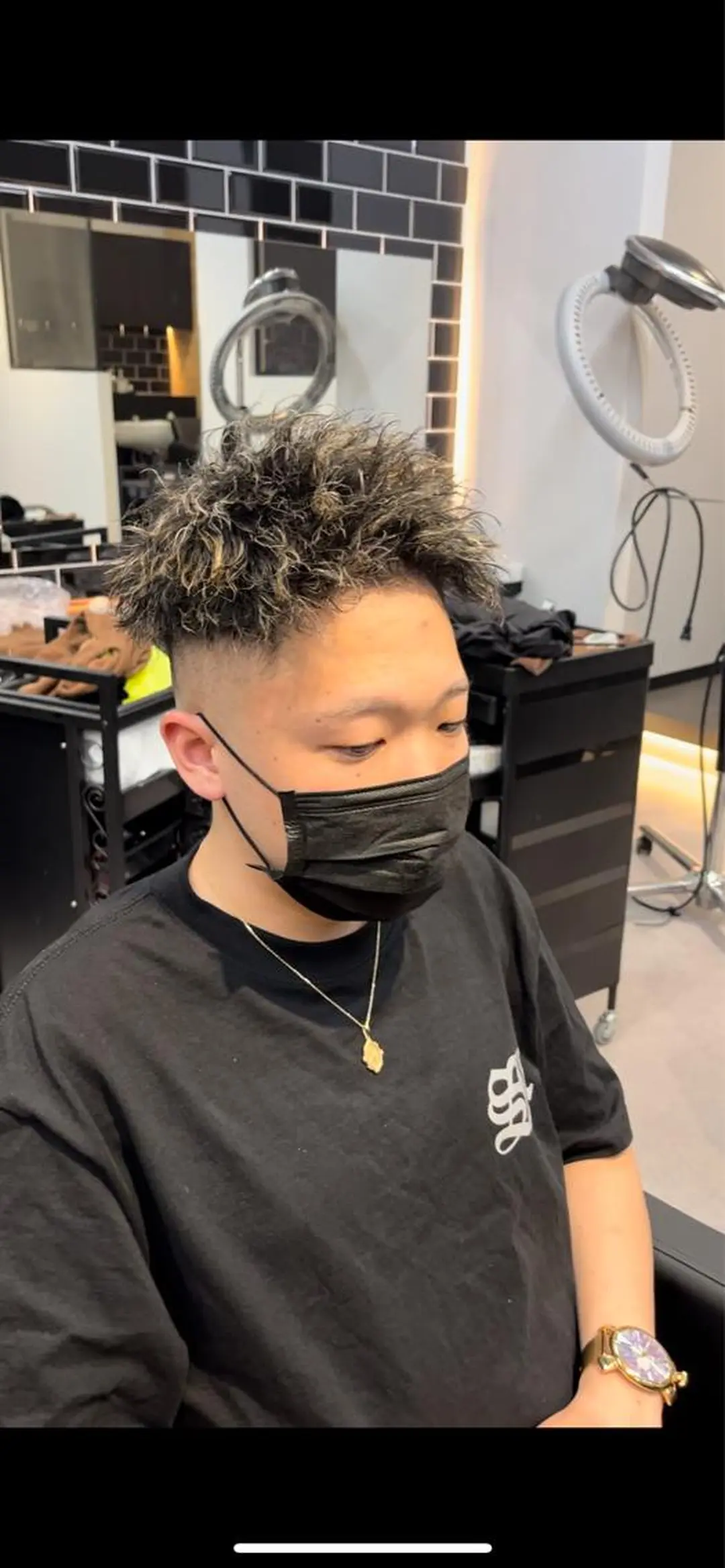 ショート パーマ ヘアアレンジ メンズ メンズハイライト ハイライト カット ヘアカラー パーマ ヘアセット men'slapis YUTOのヘアスタイル