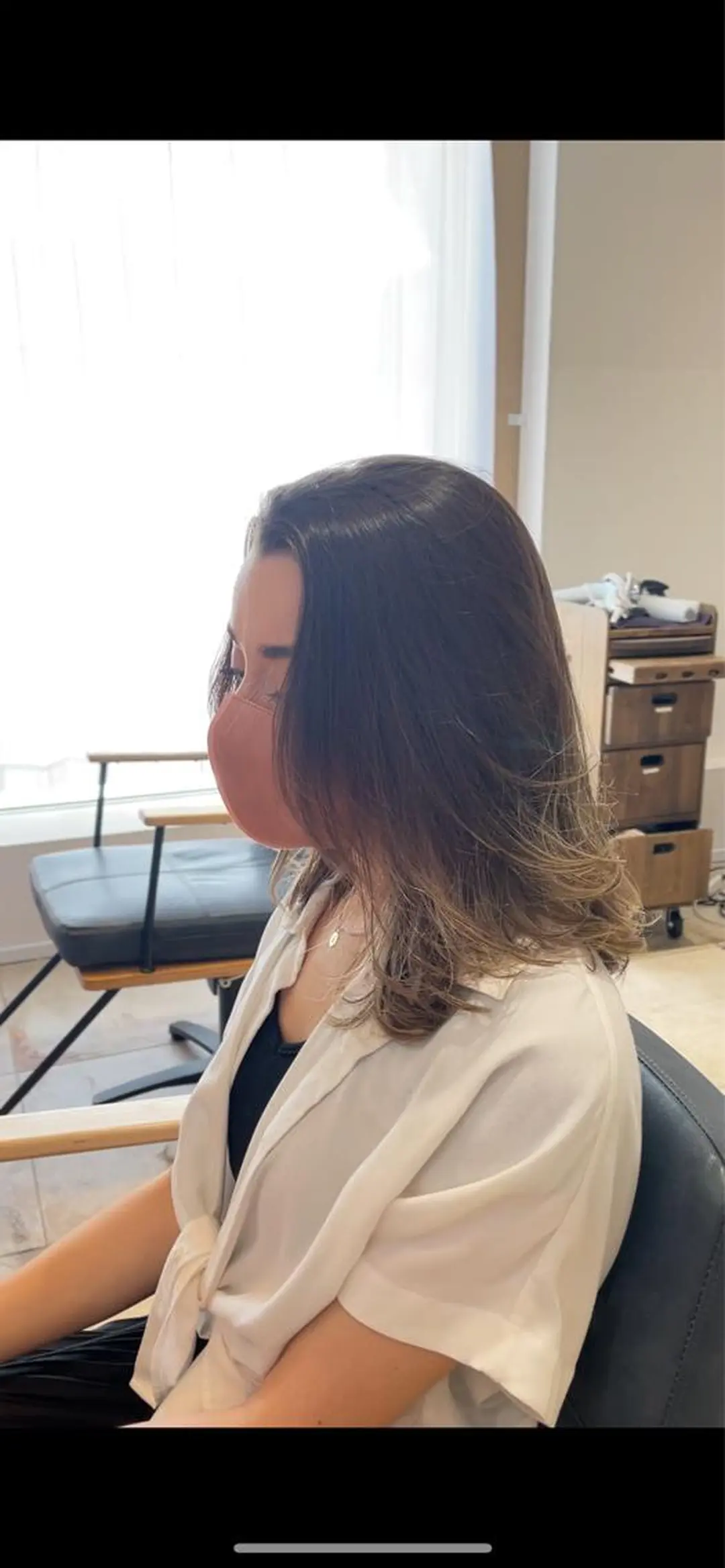 ミディアム カラー バレイヤージュ ベージュカラー 黒髪 ブリーチ ブルーカラー カット ヘアカラー 新宿御苑前/新宿 Ryuseiのヘアスタイル