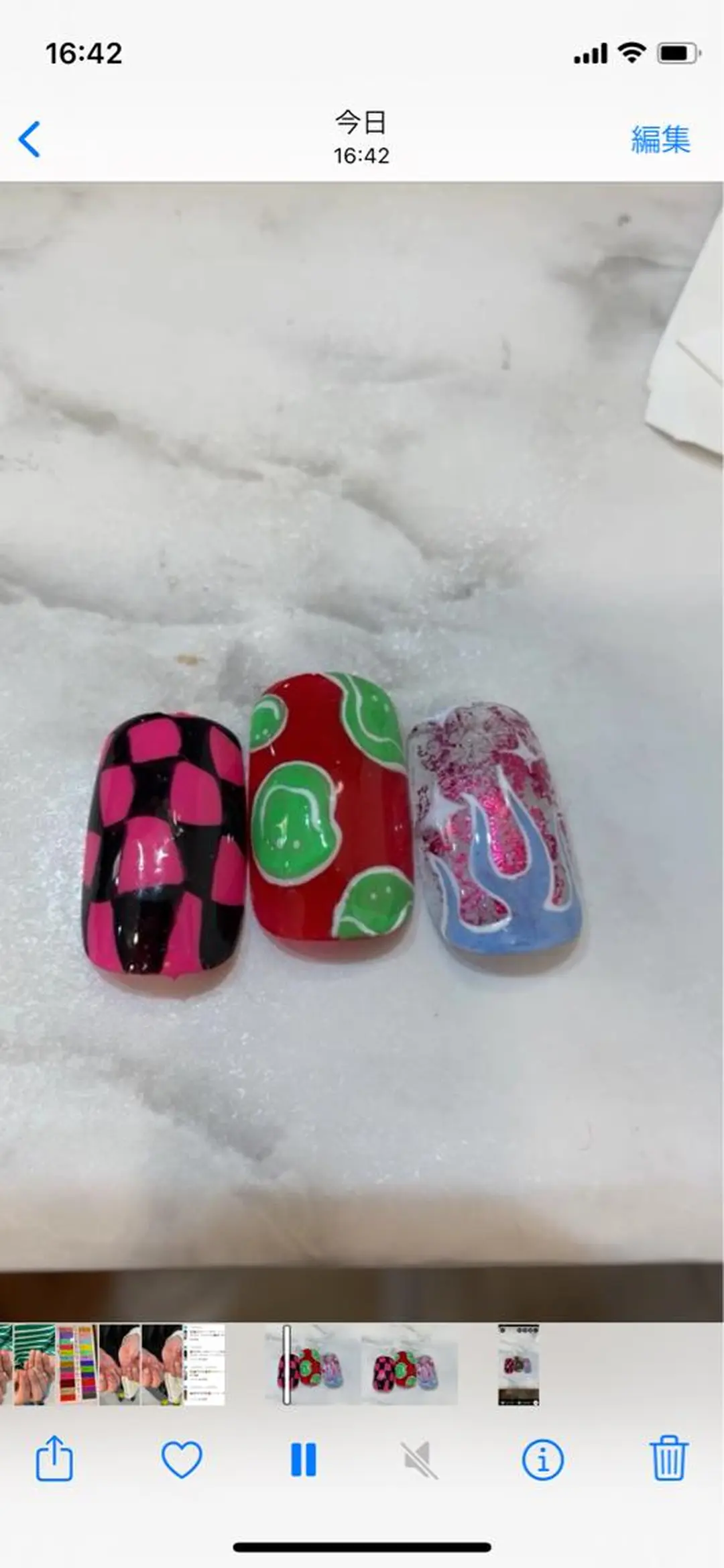 ネイル 栗田 ゆう子のネイルデザイン