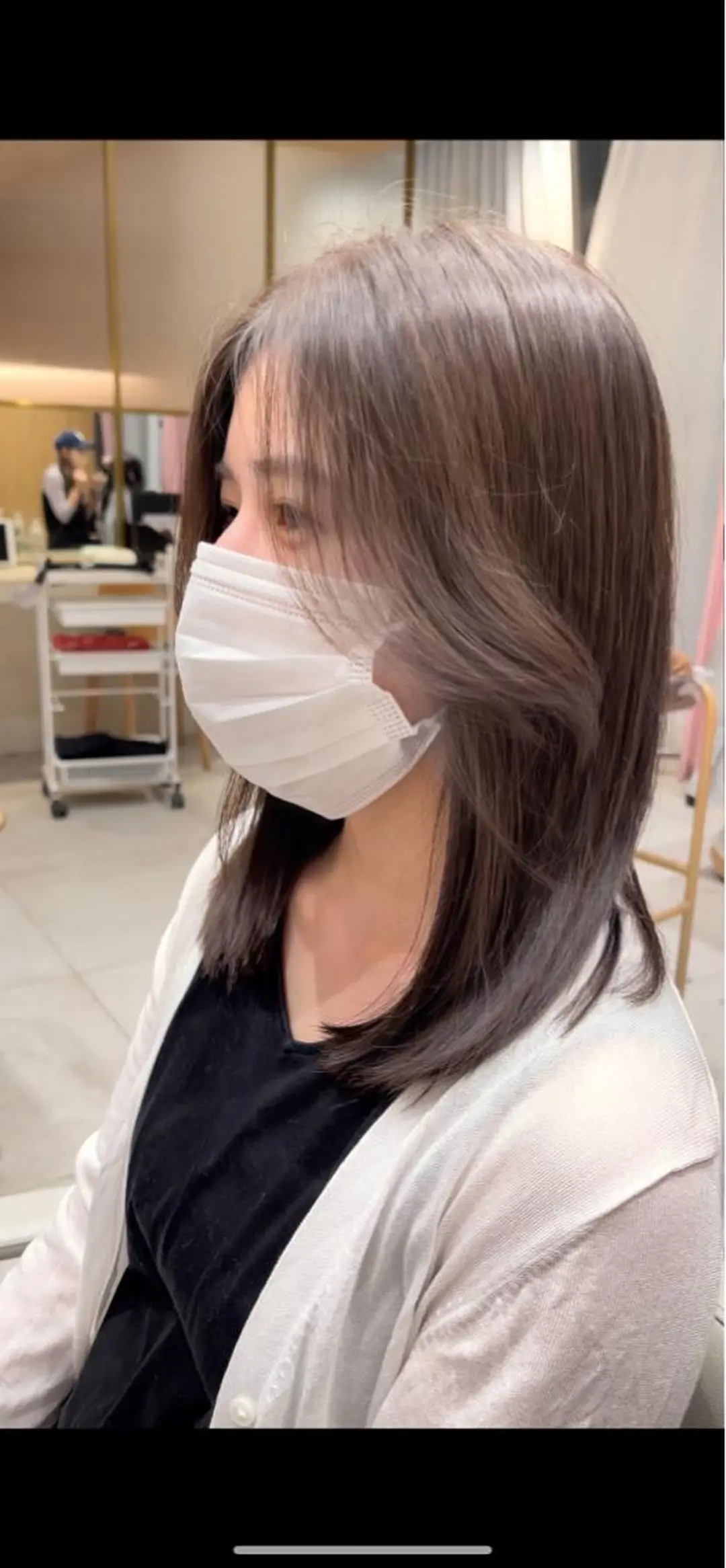 ロング カラー アディクシーカラー ベージュカラー 透明感カラー イヤリングカラー グレージュ 顔周り特化/韓国ヘア /レイヤー/吉野幸大のヘアスタイル