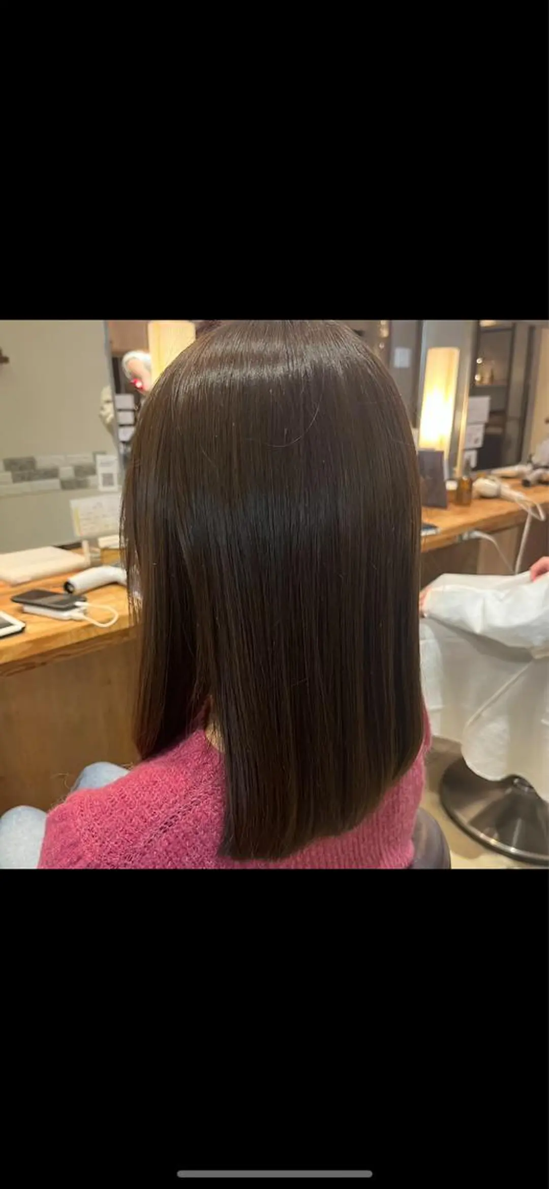 カラー 安達 葵のヘアスタイル