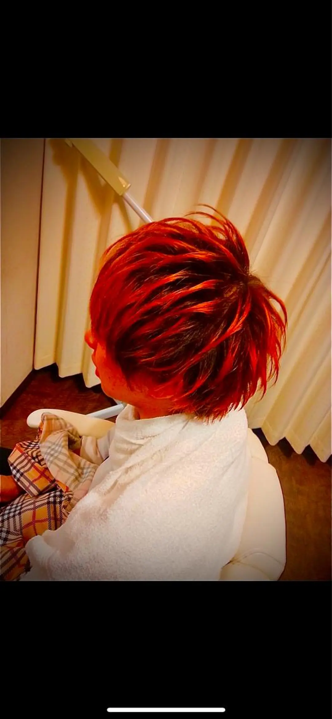 ショート カラー ヘアアレンジ メンズ レッドカラー 岡 康太のヘアスタイル