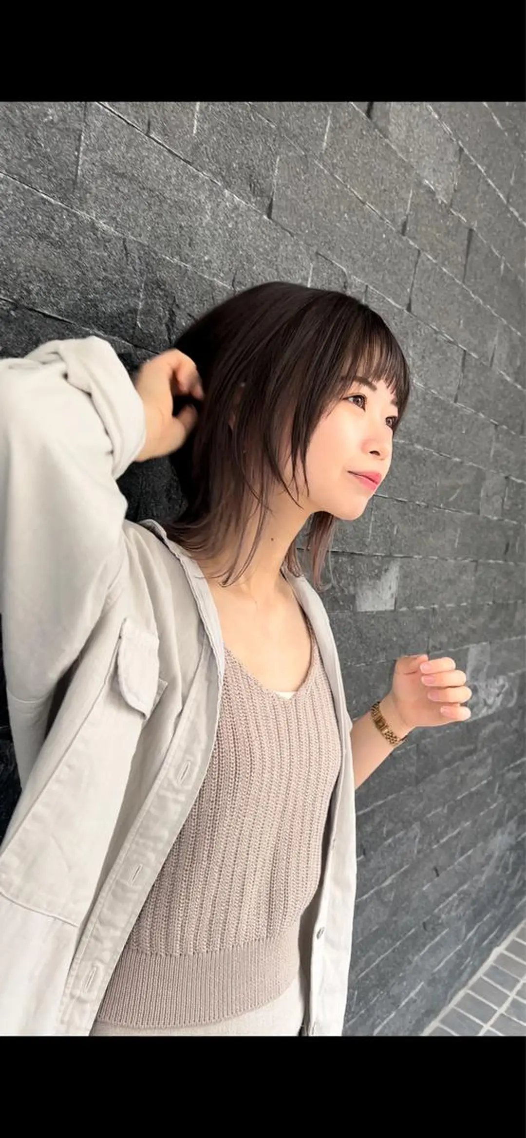 ミディアム カラー ブリーチ ケアブリーチ インナーカラー ウルフカット ヘアカラー トリートメント 及川 祐輔のヘアスタイル