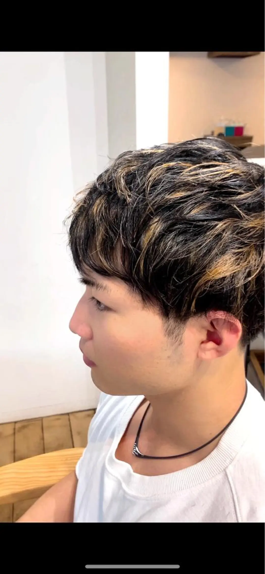 ショート カラー メンズ メンズハイライト ハイライトカラー ハイライト メンズStylist 山根慧のヘアスタイル