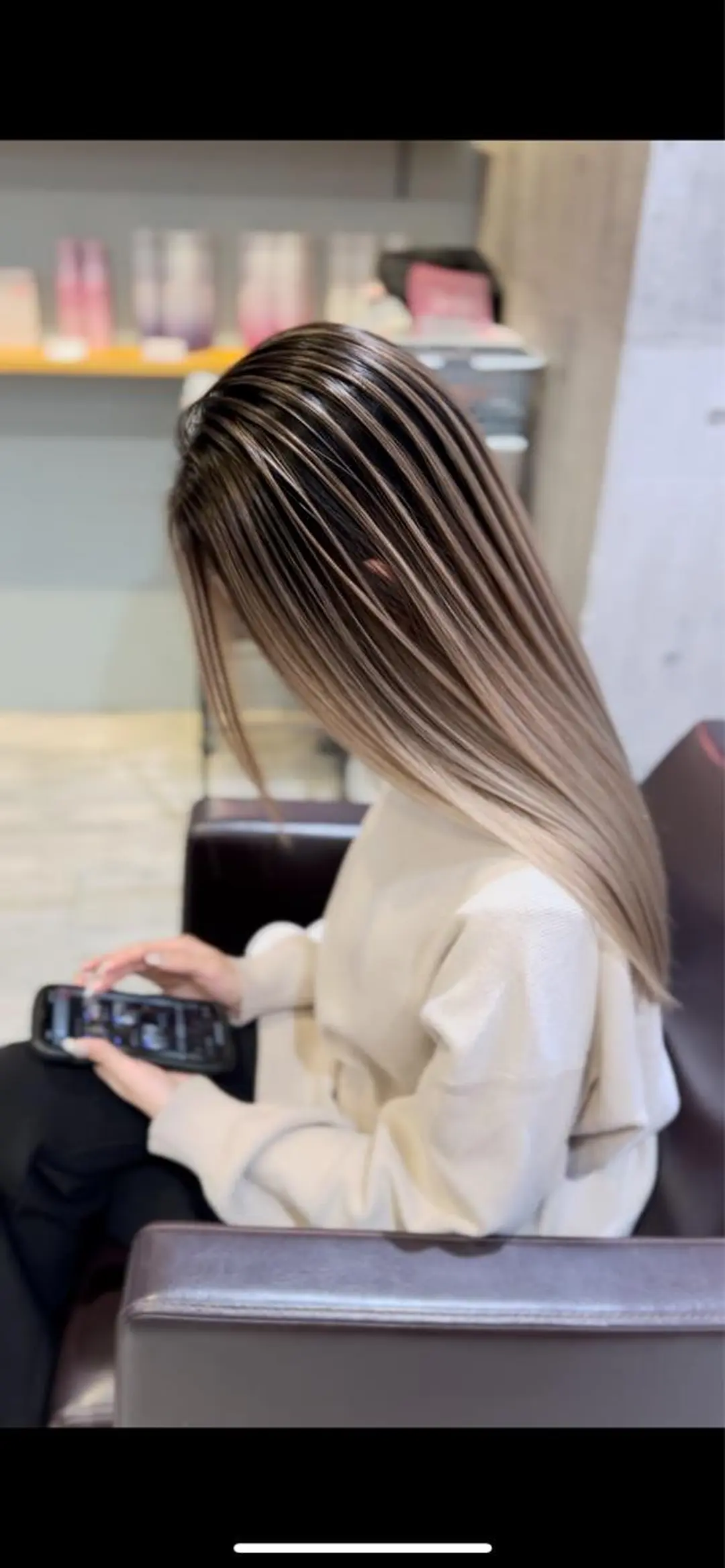 ロング カット ヘアカラー レイヤーカット TAIKIのヘアスタイル