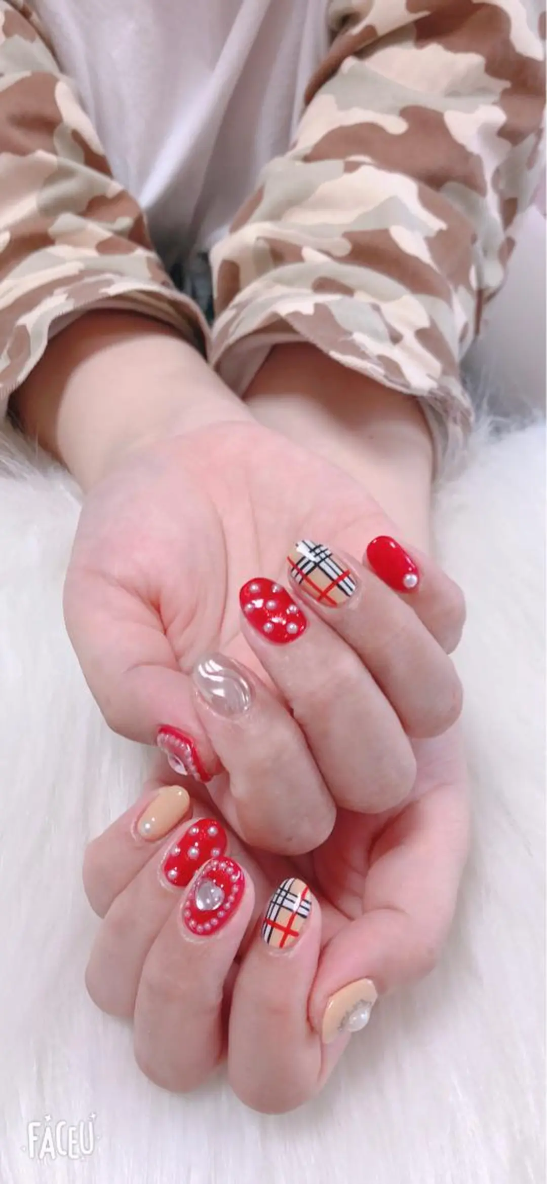 ネイル ハンドネイル エ リのネイルデザイン