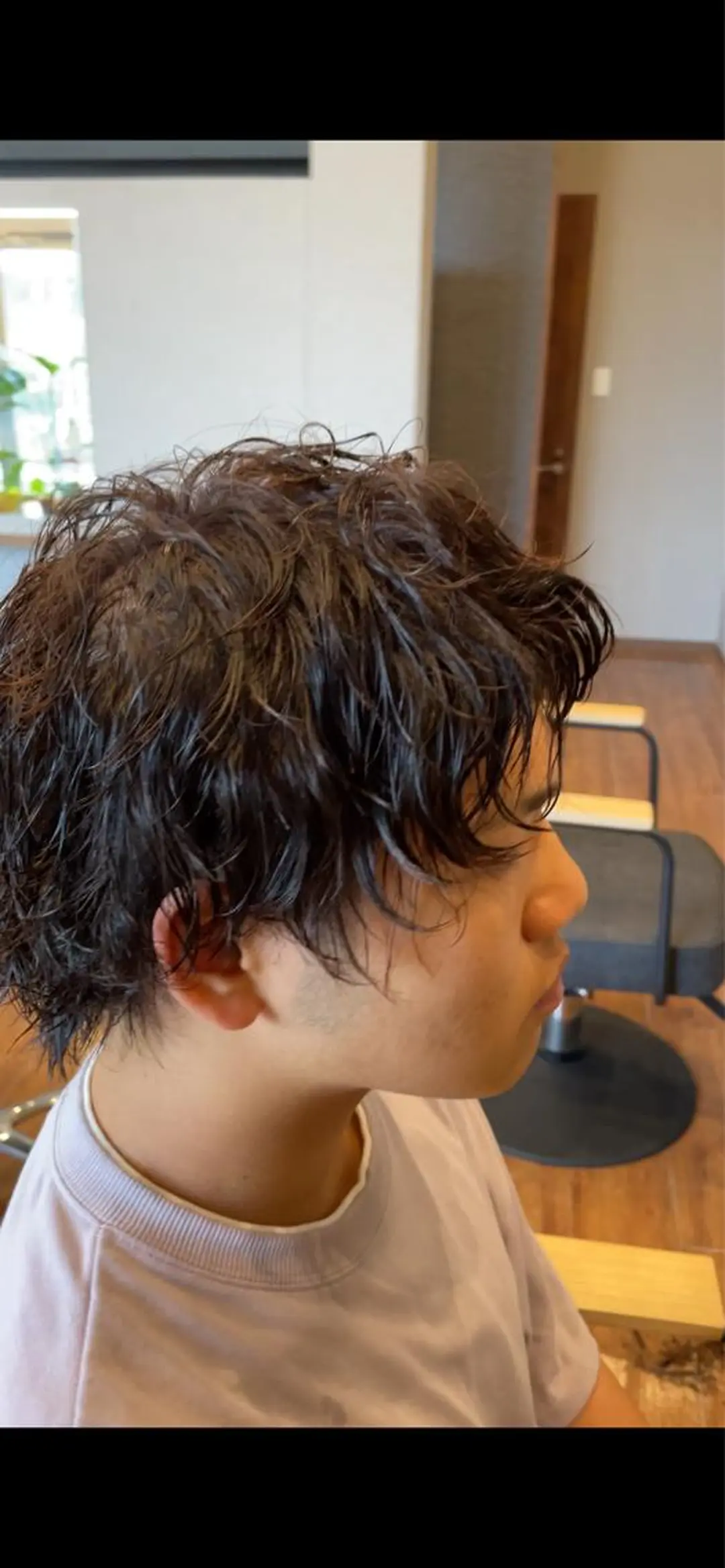 ショート パーマ メンズ カット パーマ 鵜飼 真伍のヘアスタイル