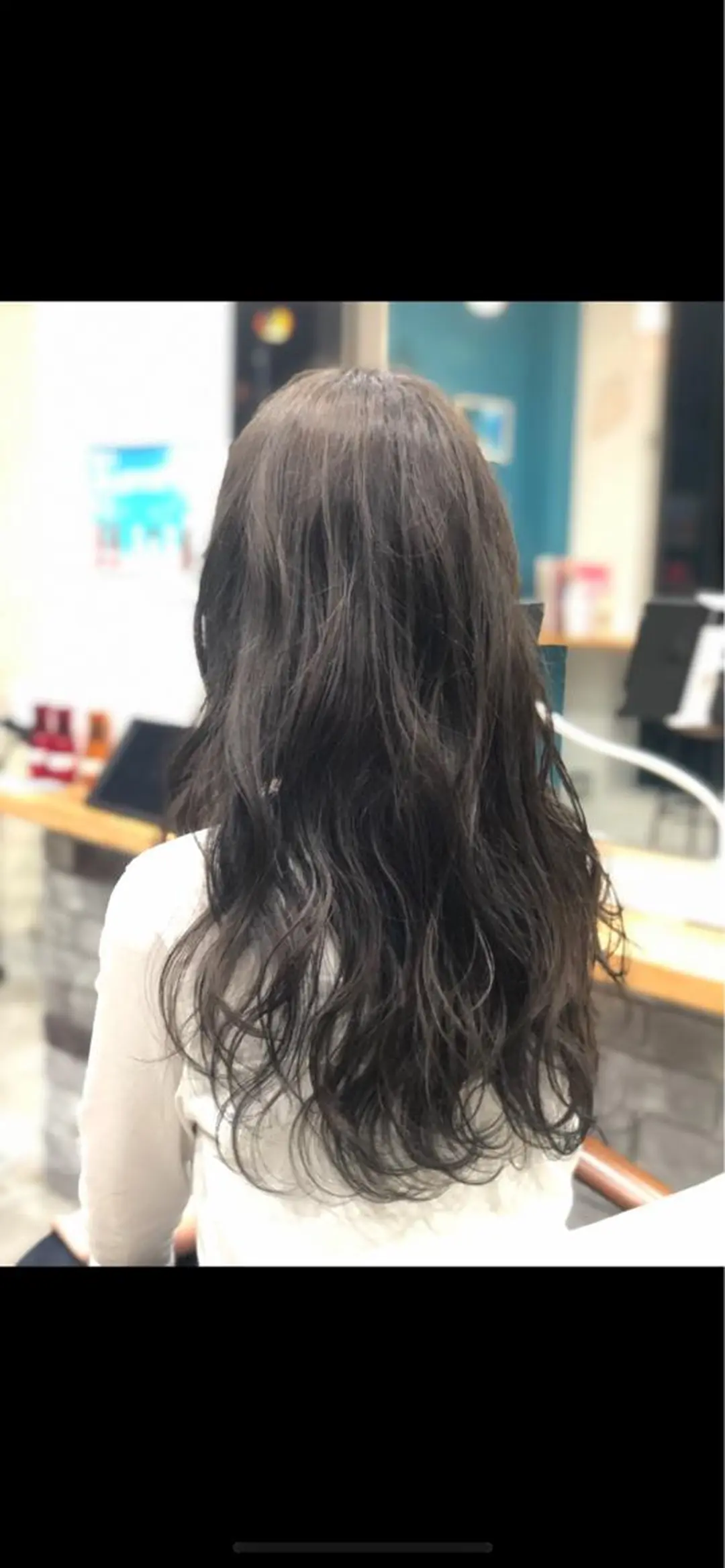 ロング カラー ヘアアレンジ ブルーカラー ブルージュ ヘアカラー トリートメント 溝口 ひなこのマツエク・マツパデザイン