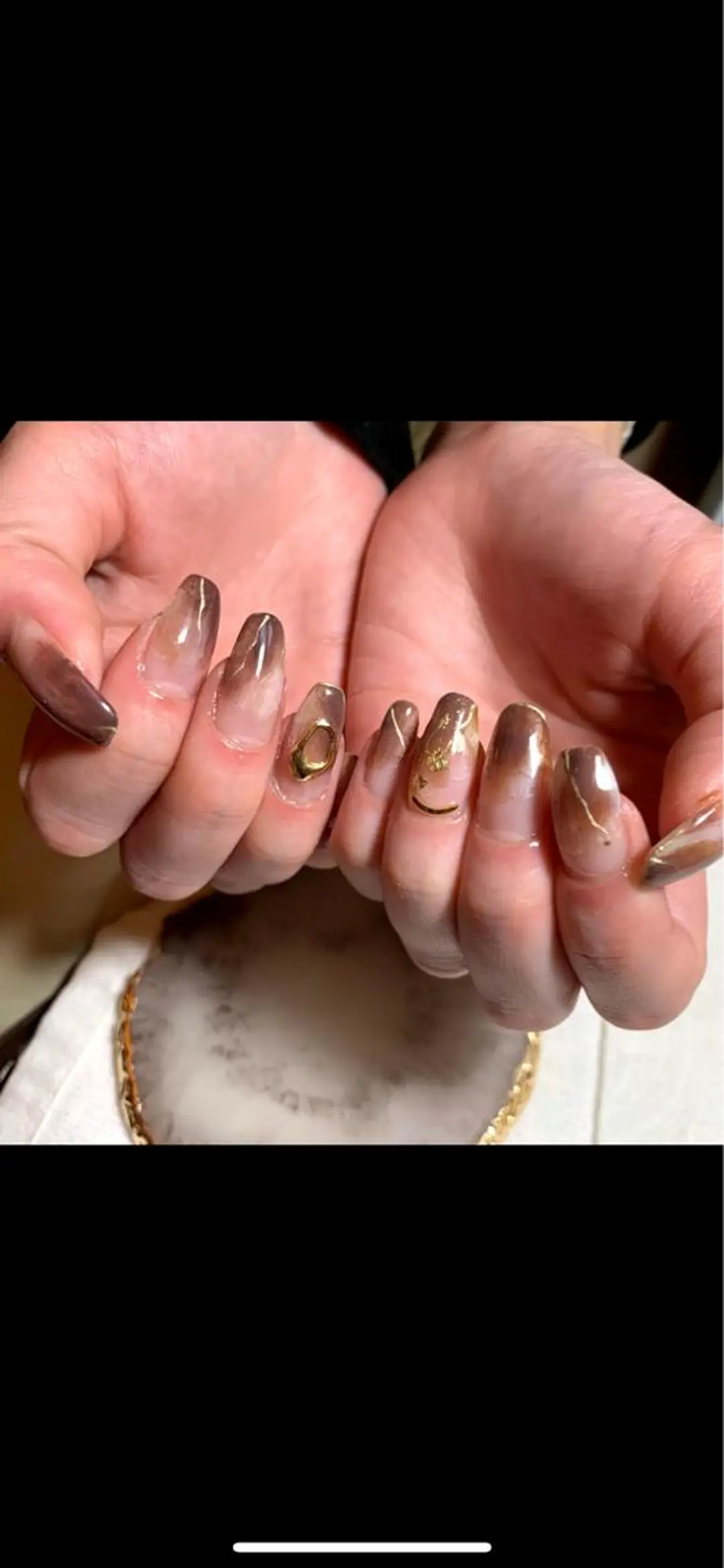 ネイル ニュアンスネイル ハンドネイル 蓑原 佳央里のネイルデザイン