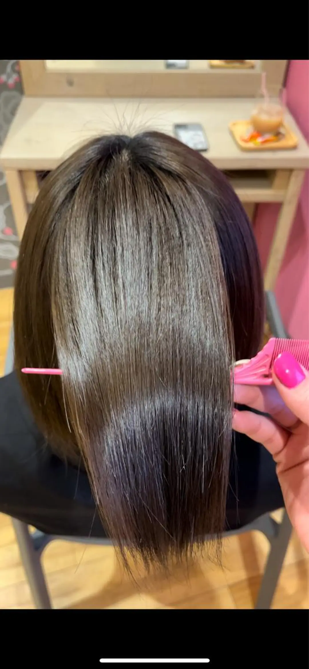 ミディアム カラー アッシュ ベージュカラー ブリーチ ケアブリーチ ダブルカラー ヘアカラー トリートメント 🌼あんなtrend color🌼のヘアスタイル